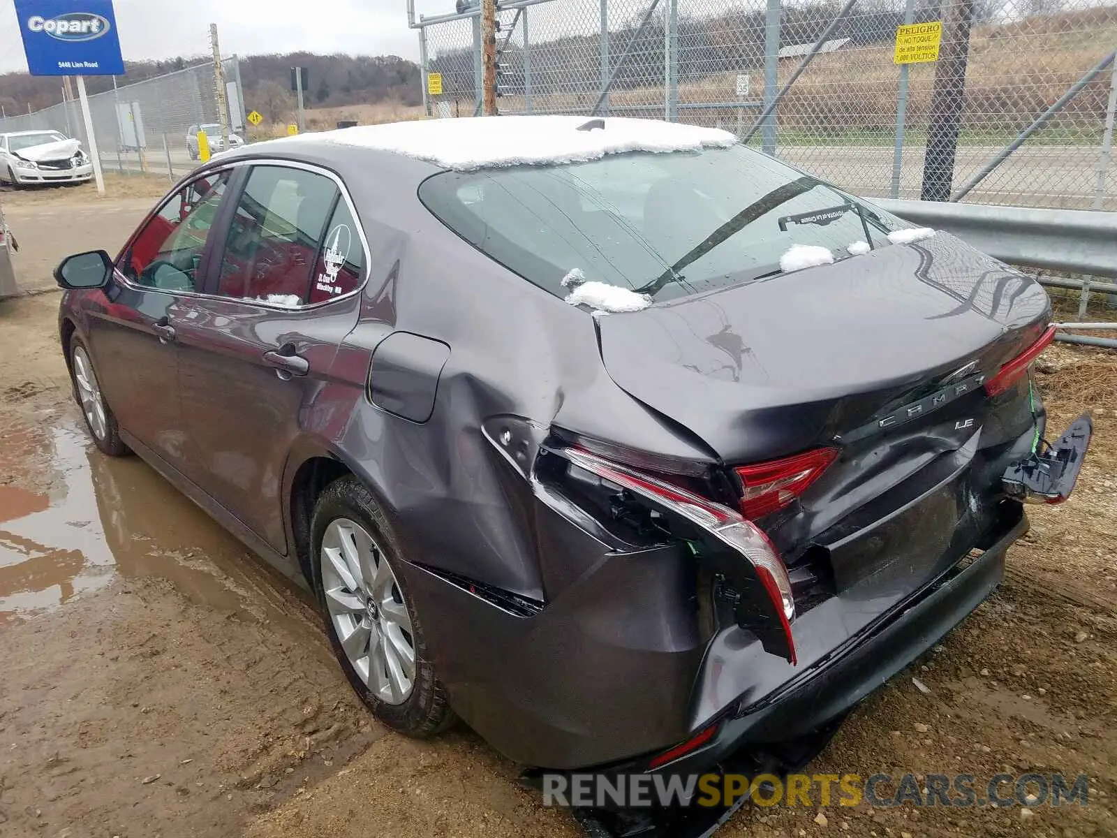 3 Photograph of a damaged car 4T1B11HK0KU237175 TOYOTA CAMRY 2019