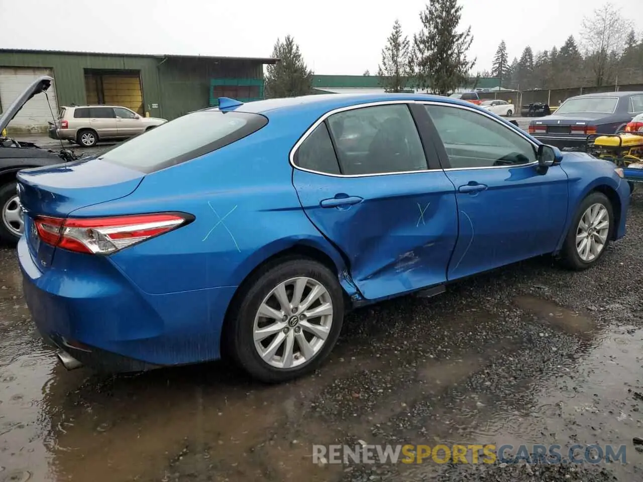 3 Photograph of a damaged car 4T1B11HK0KU247818 TOYOTA CAMRY 2019