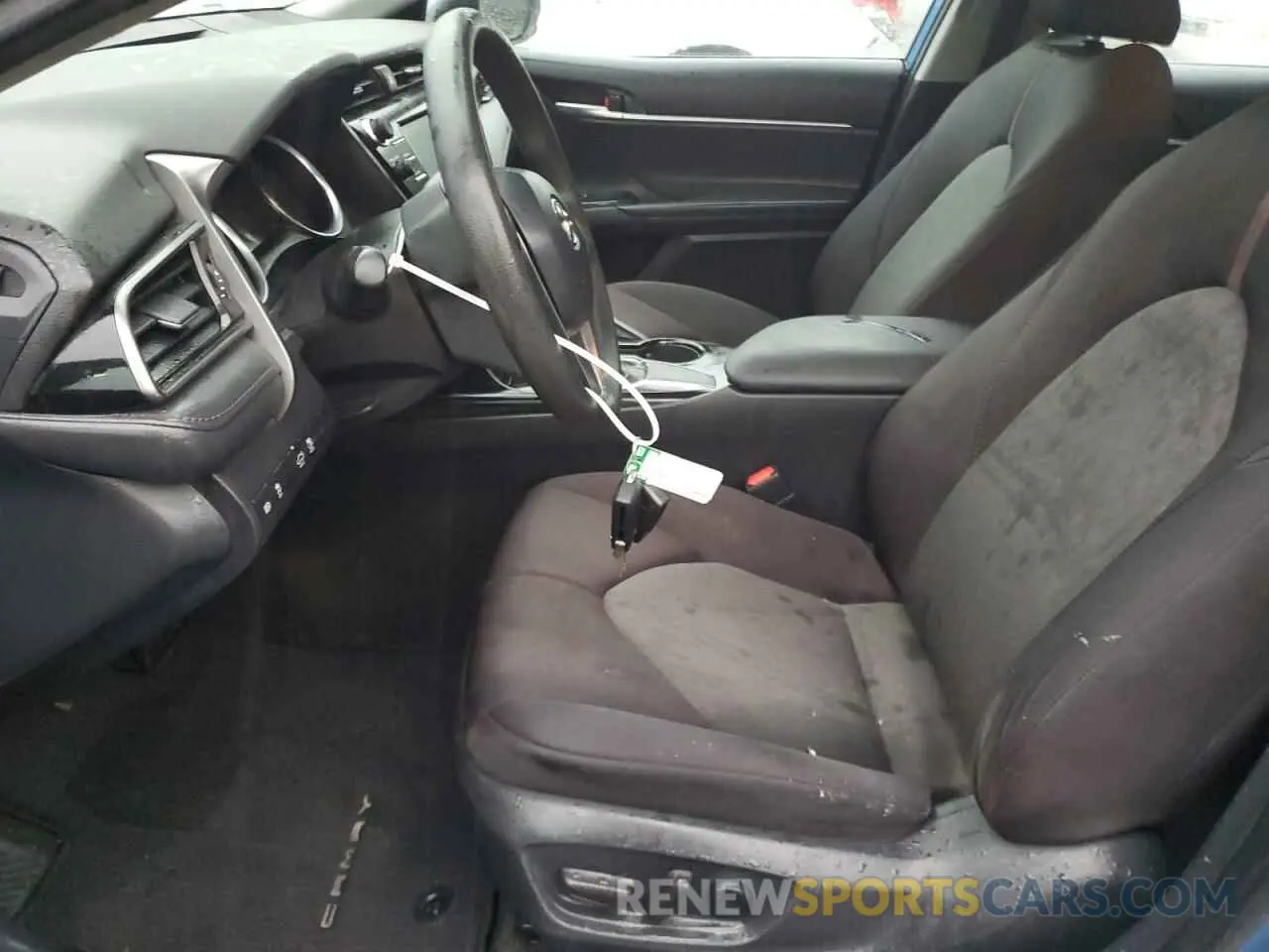 7 Photograph of a damaged car 4T1B11HK0KU247818 TOYOTA CAMRY 2019