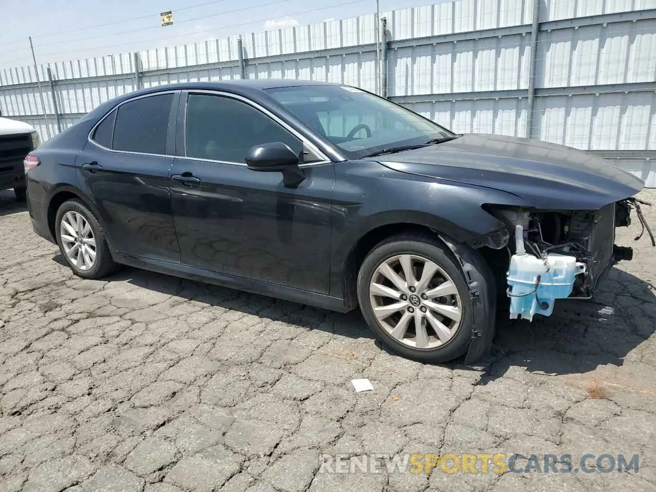4 Фотография поврежденного автомобиля 4T1B11HK0KU249407 TOYOTA CAMRY 2019