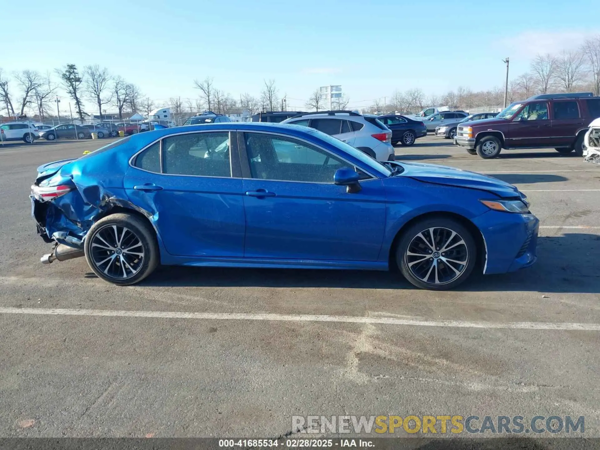 13 Фотография поврежденного автомобиля 4T1B11HK0KU257197 TOYOTA CAMRY 2019
