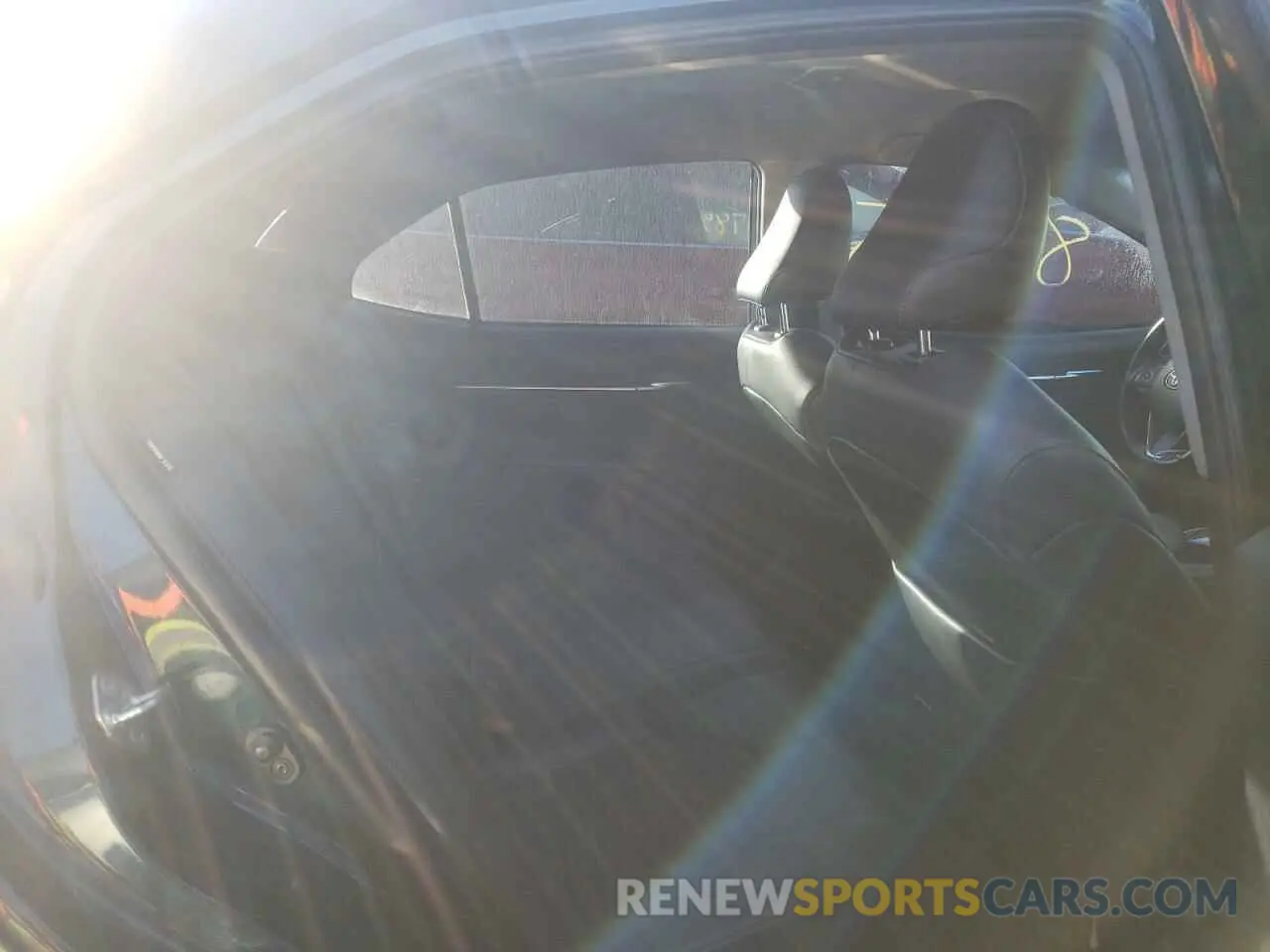 6 Photograph of a damaged car 4T1B11HK0KU260245 TOYOTA CAMRY 2019