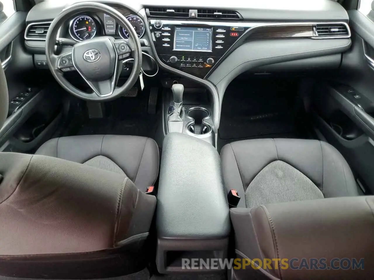 8 Фотография поврежденного автомобиля 4T1B11HK0KU263680 TOYOTA CAMRY 2019