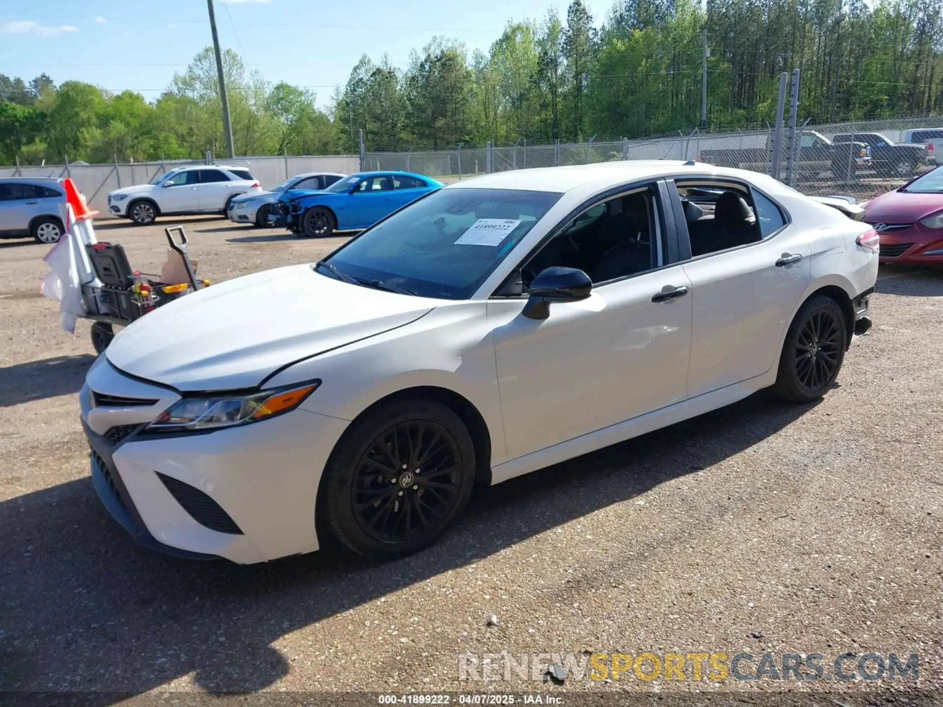 2 Фотография поврежденного автомобиля 4T1B11HK0KU276378 TOYOTA CAMRY 2019
