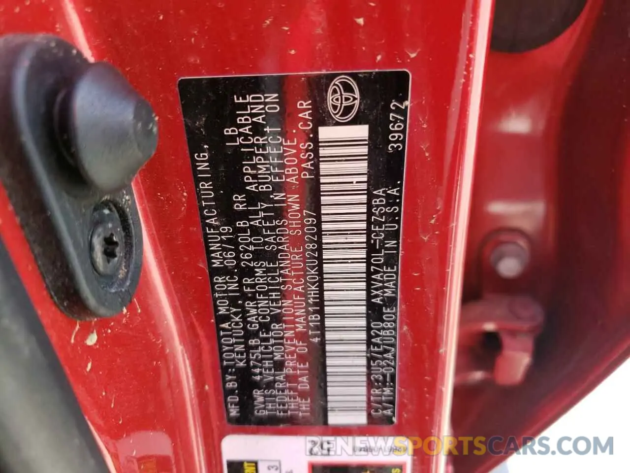 10 Фотография поврежденного автомобиля 4T1B11HK0KU282097 TOYOTA CAMRY 2019