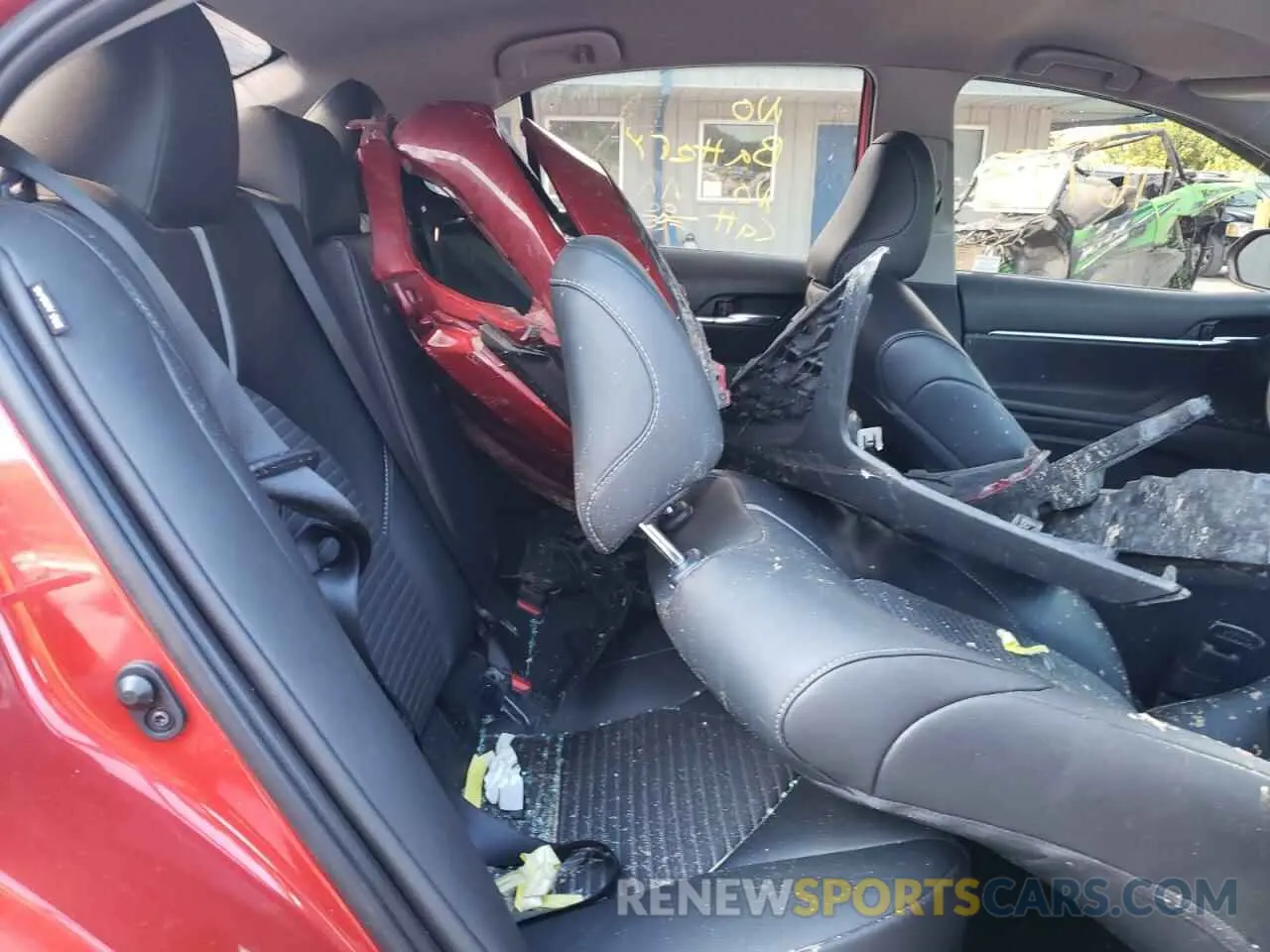 6 Фотография поврежденного автомобиля 4T1B11HK0KU282097 TOYOTA CAMRY 2019