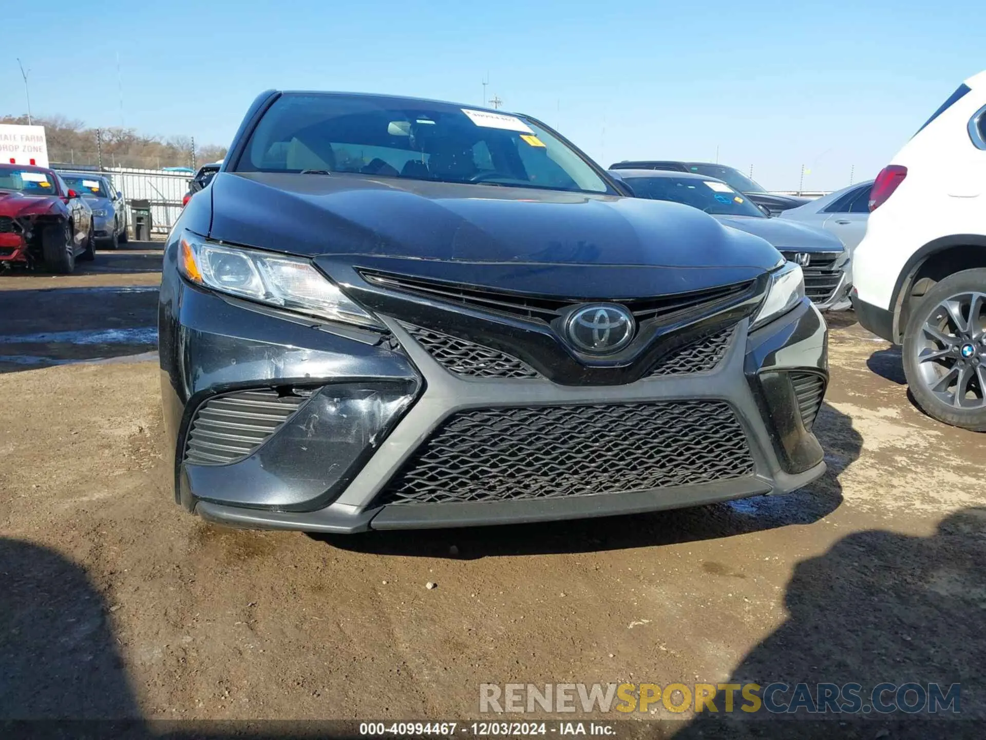 12 Фотография поврежденного автомобиля 4T1B11HK0KU282892 TOYOTA CAMRY 2019