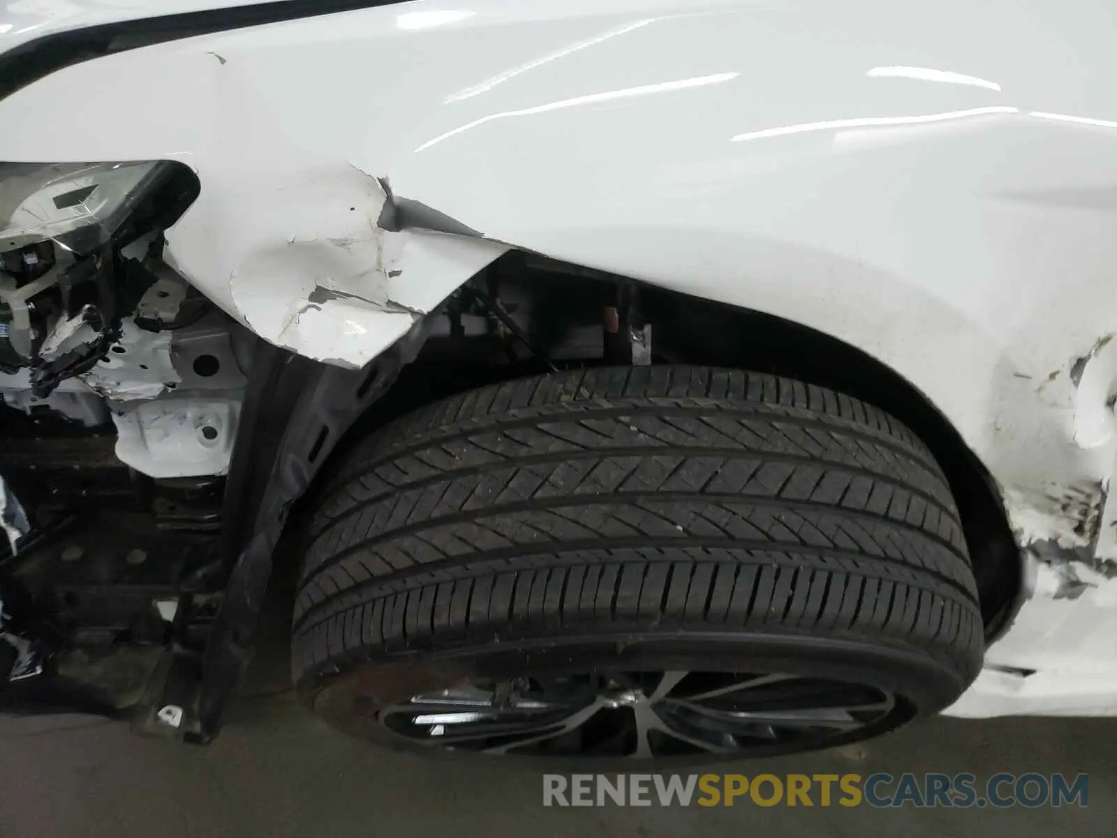 9 Photograph of a damaged car 4T1B11HK0KU296906 TOYOTA CAMRY 2019