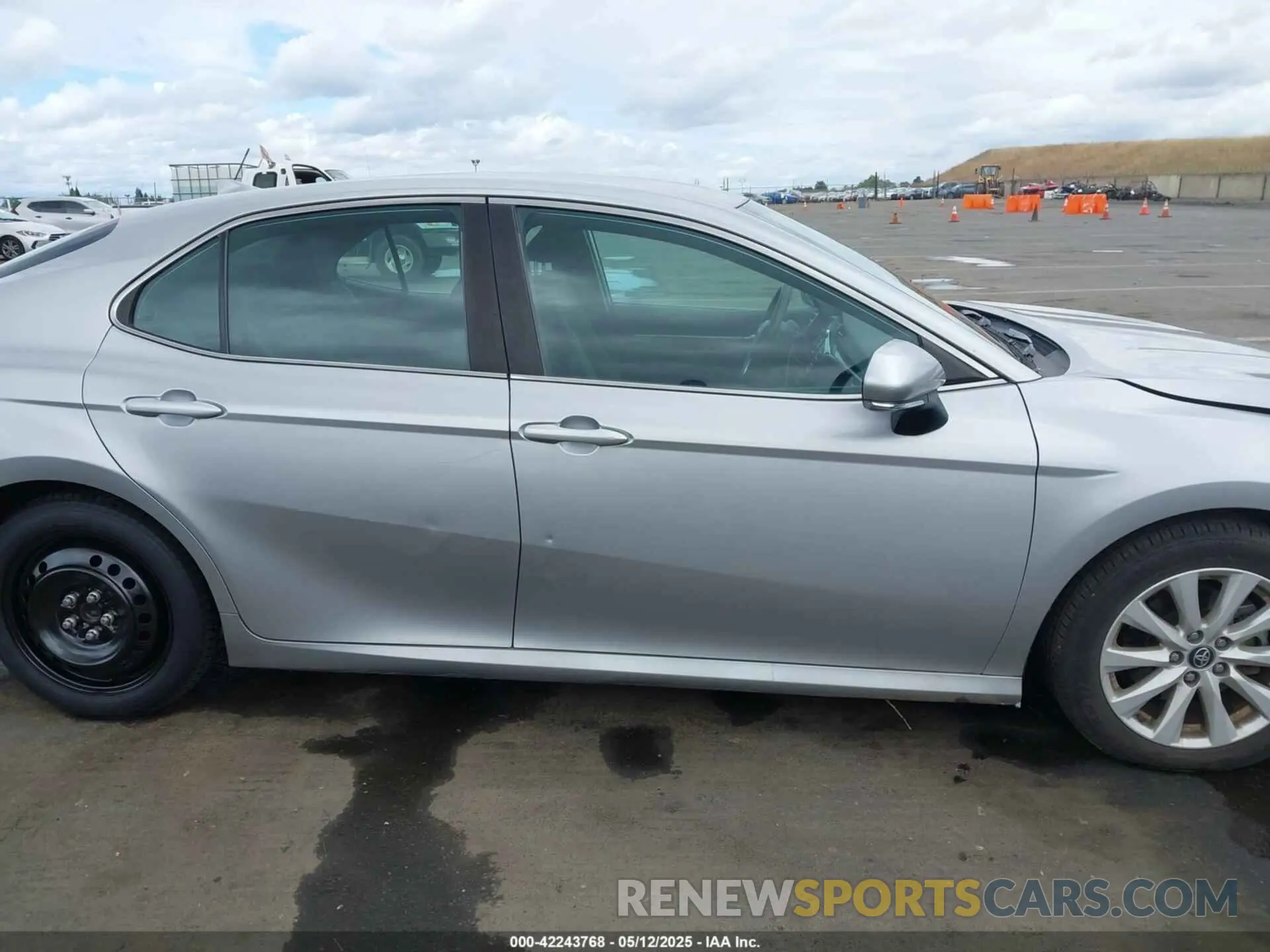 13 Фотография поврежденного автомобиля 4T1B11HK0KU297733 TOYOTA CAMRY 2019