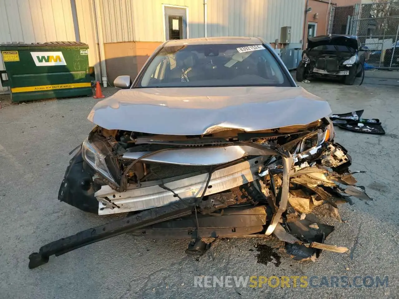 5 Photograph of a damaged car 4T1B11HK0KU680930 TOYOTA CAMRY 2019