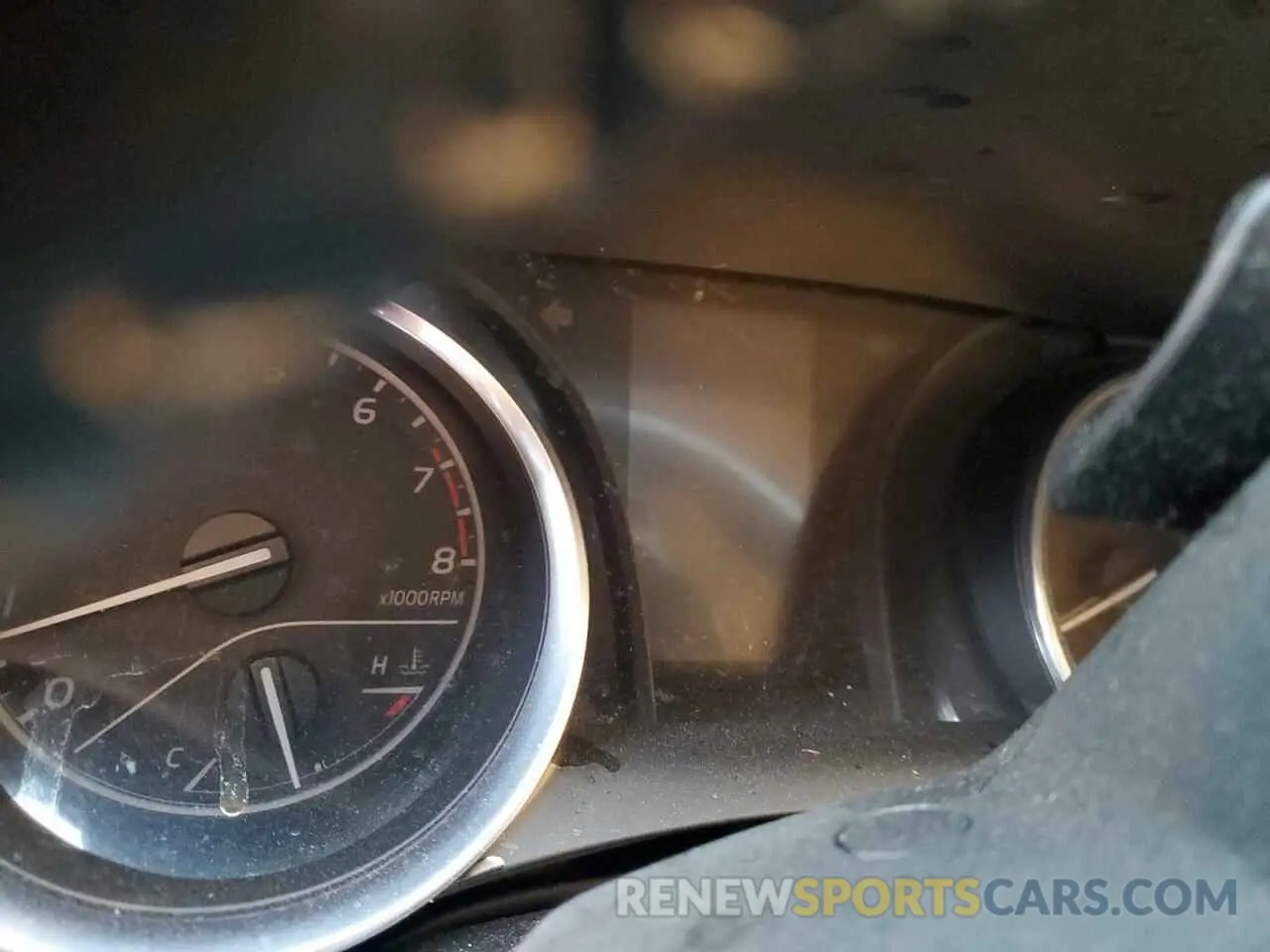 9 Photograph of a damaged car 4T1B11HK0KU680930 TOYOTA CAMRY 2019