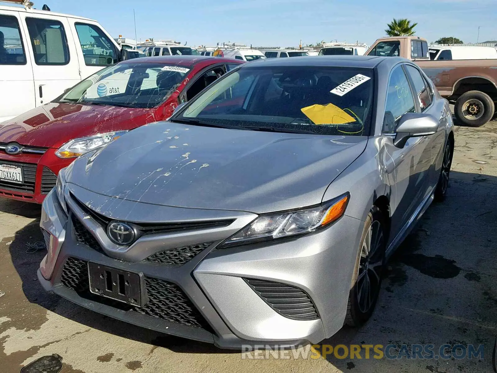 2 Photograph of a damaged car 4T1B11HK0KU681561 TOYOTA CAMRY 2019