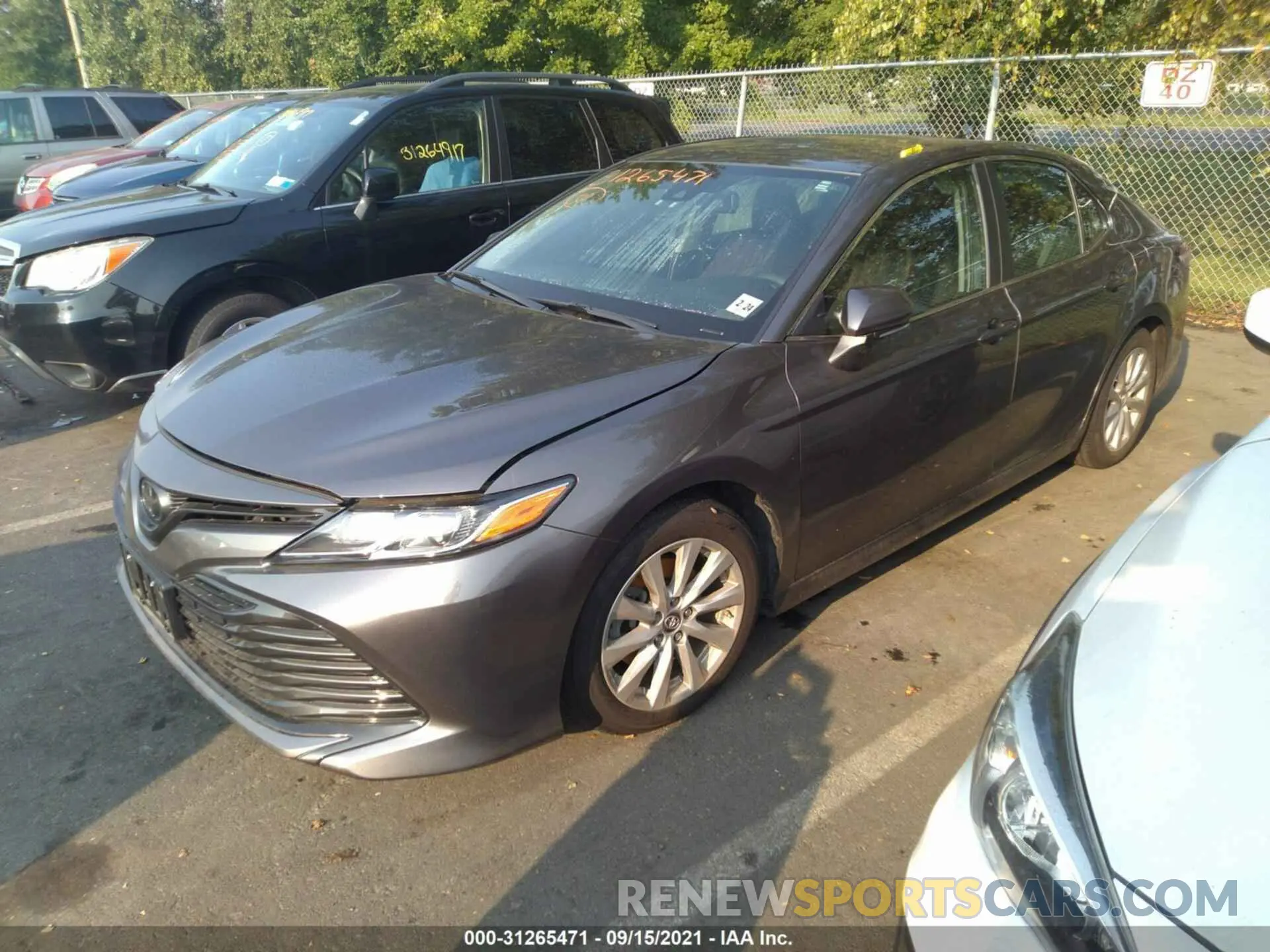 2 Фотография поврежденного автомобиля 4T1B11HK0KU686470 TOYOTA CAMRY 2019