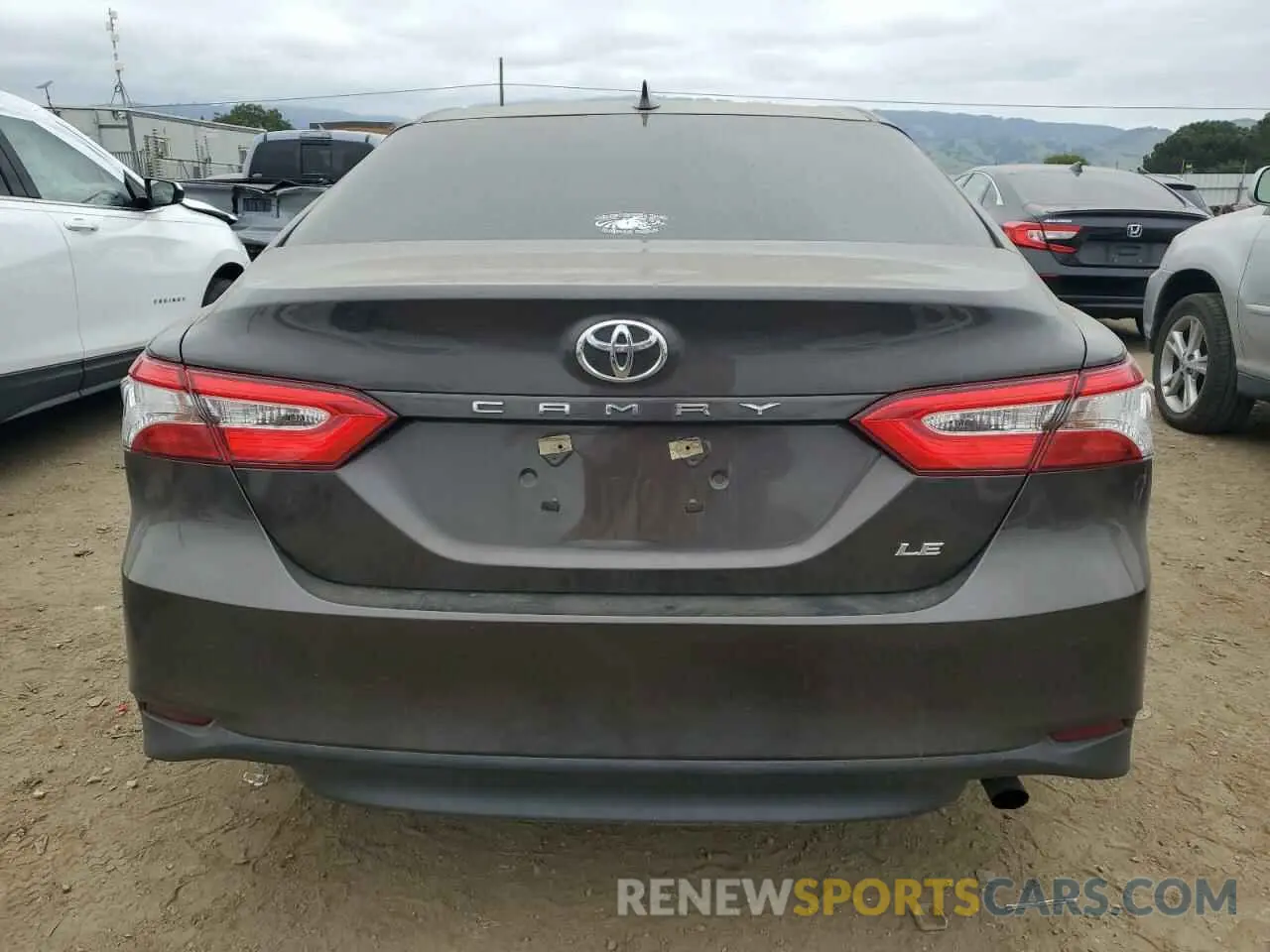 6 Фотография поврежденного автомобиля 4T1B11HK0KU687263 TOYOTA CAMRY 2019