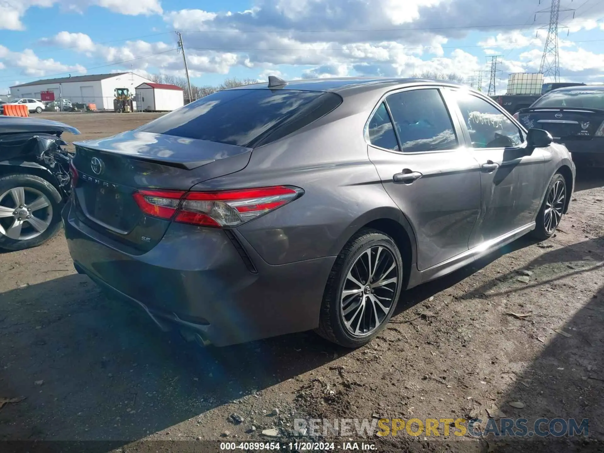 4 Фотография поврежденного автомобиля 4T1B11HK0KU692558 TOYOTA CAMRY 2019
