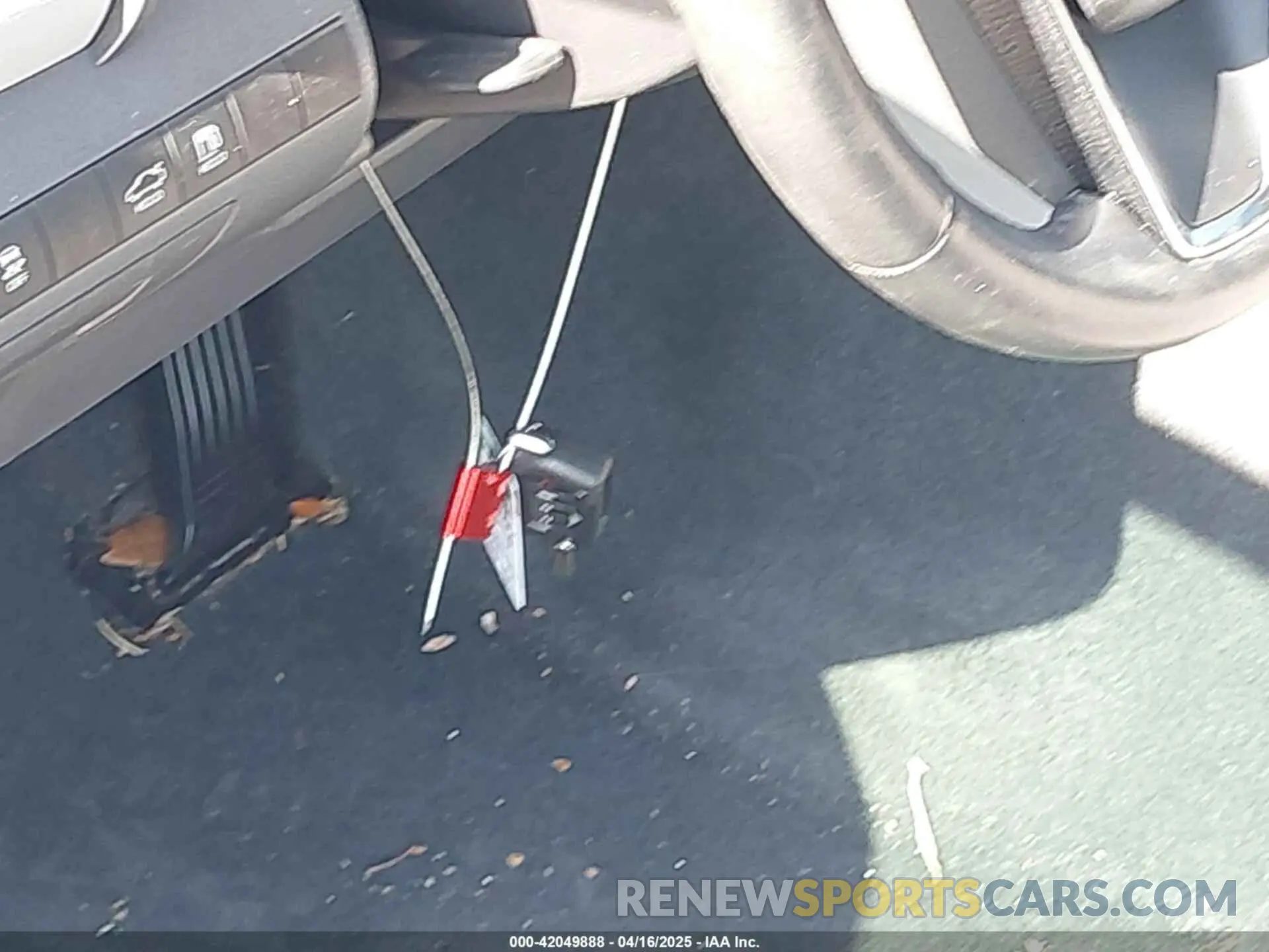 11 Photograph of a damaged car 4T1B11HK0KU697016 TOYOTA CAMRY 2019