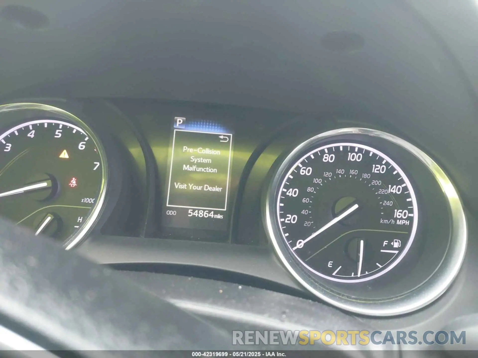 7 Фотография поврежденного автомобиля 4T1B11HK0KU698215 TOYOTA CAMRY 2019