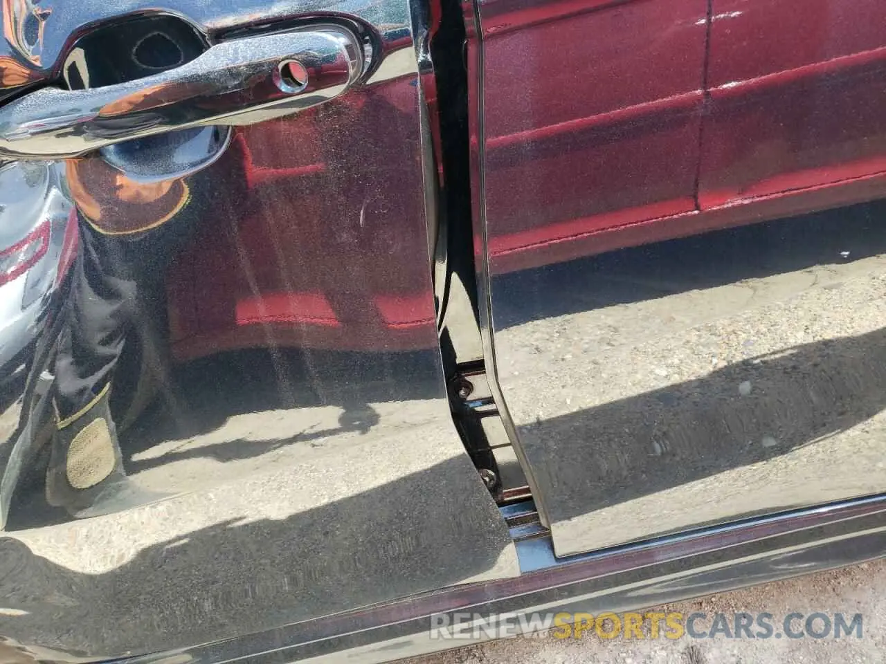 10 Photograph of a damaged car 4T1B11HK0KU705583 TOYOTA CAMRY 2019