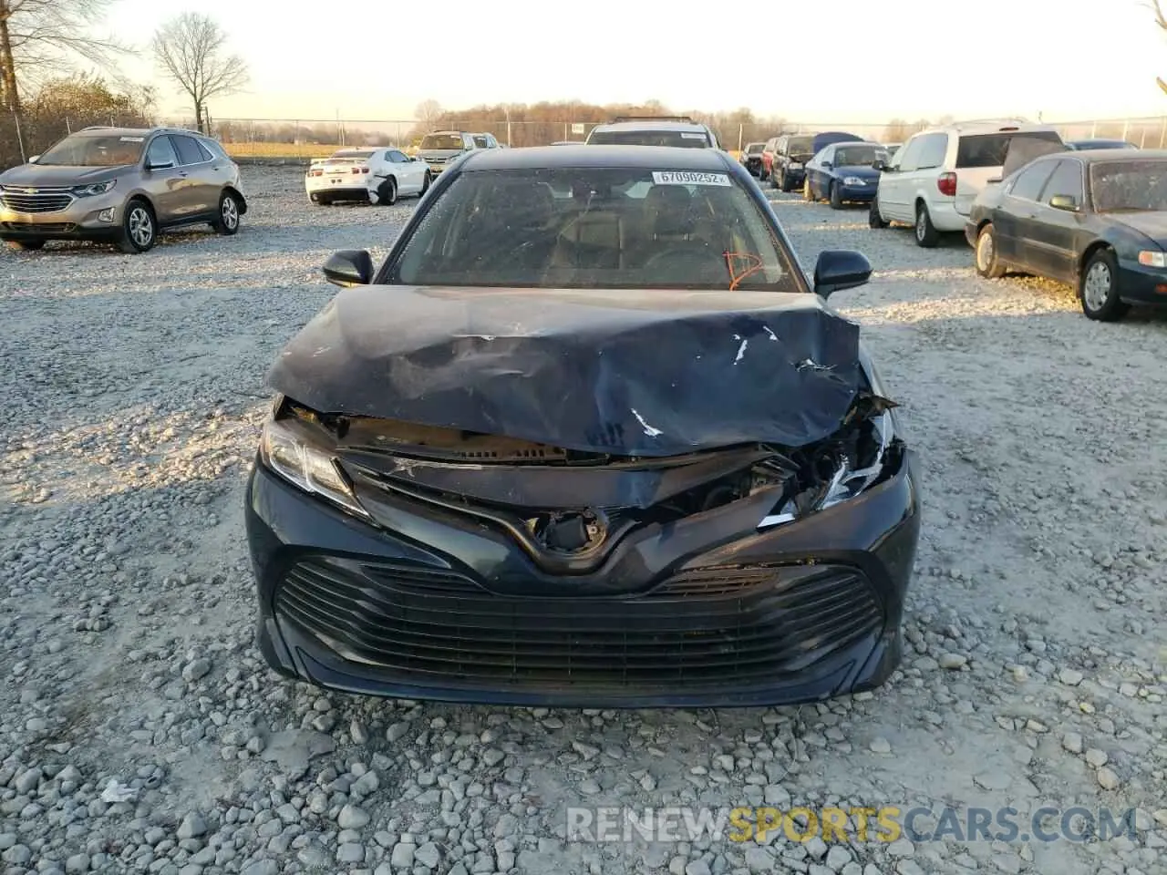 9 Фотография поврежденного автомобиля 4T1B11HK0KU711772 TOYOTA CAMRY 2019