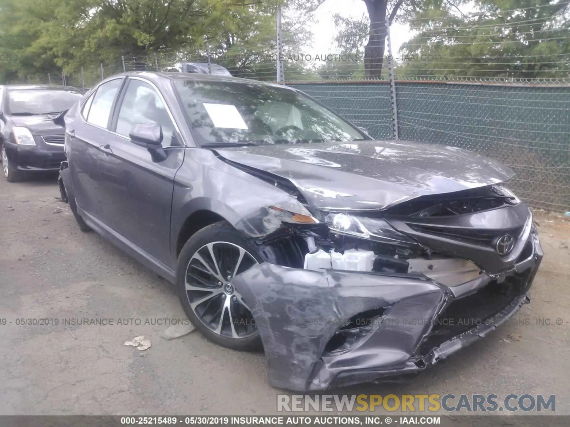 1 Photograph of a damaged car 4T1B11HK0KU712078 TOYOTA CAMRY 2019