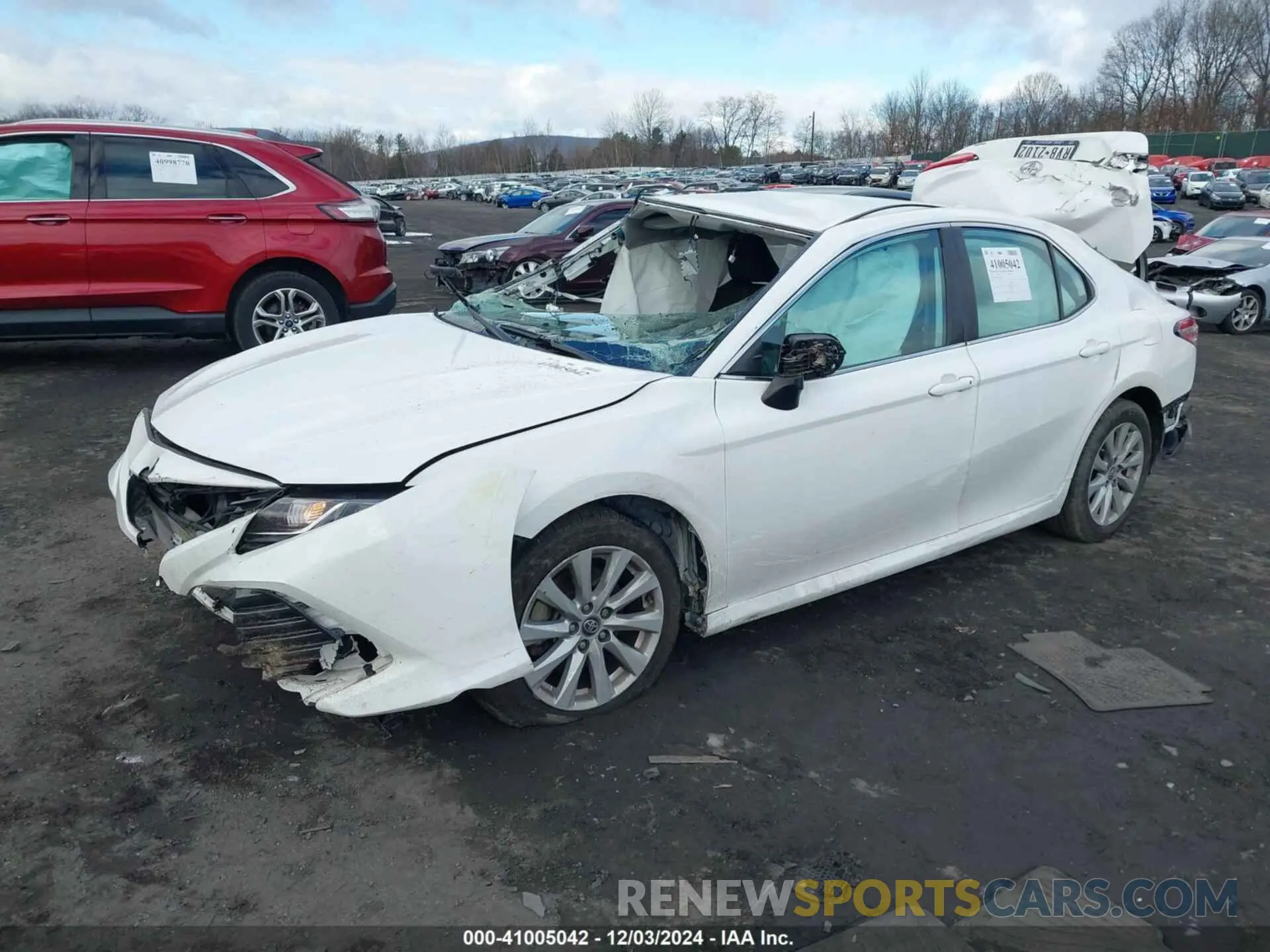 2 Фотография поврежденного автомобиля 4T1B11HK0KU716048 TOYOTA CAMRY 2019
