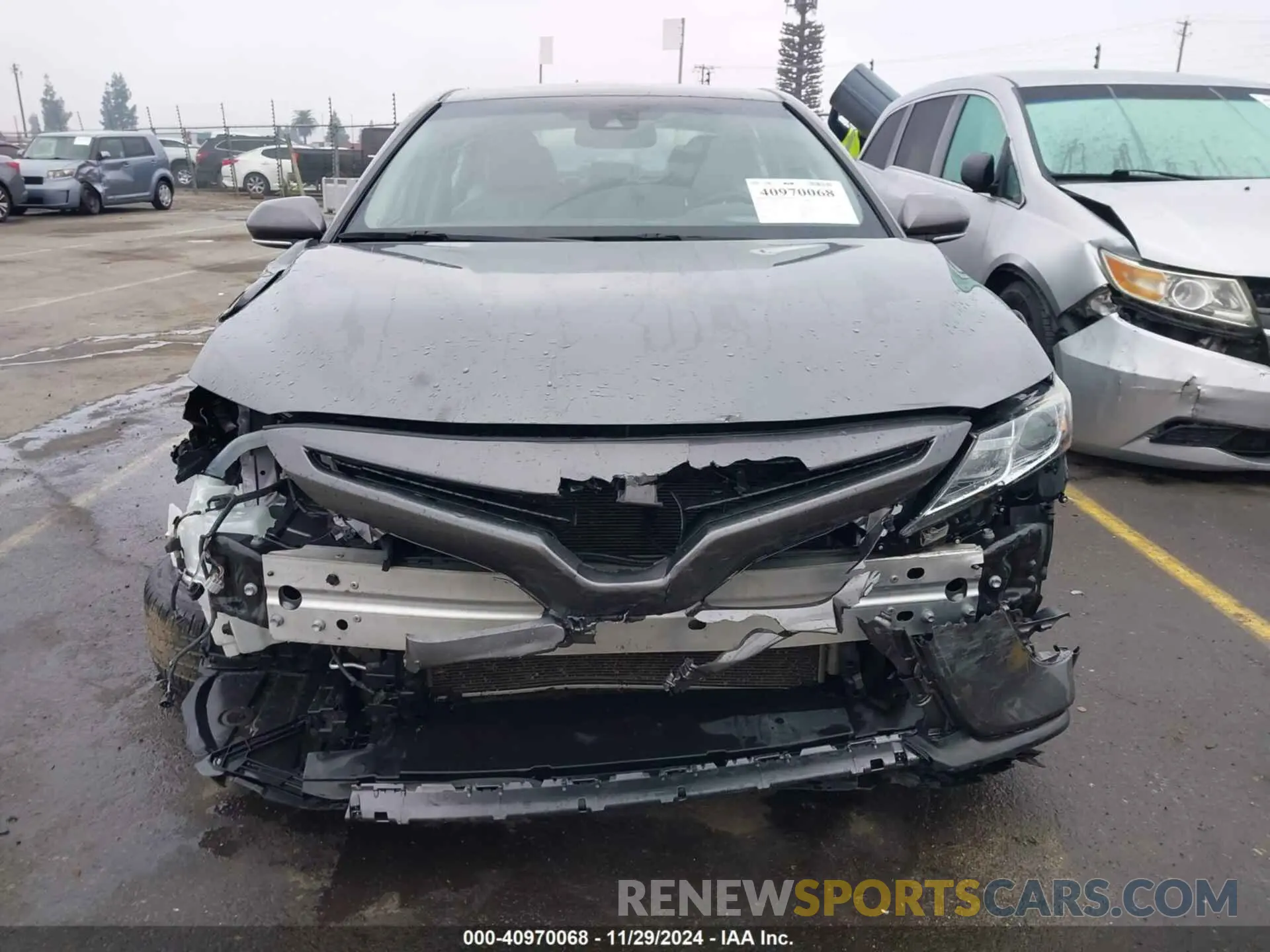 13 Photograph of a damaged car 4T1B11HK0KU719144 TOYOTA CAMRY 2019