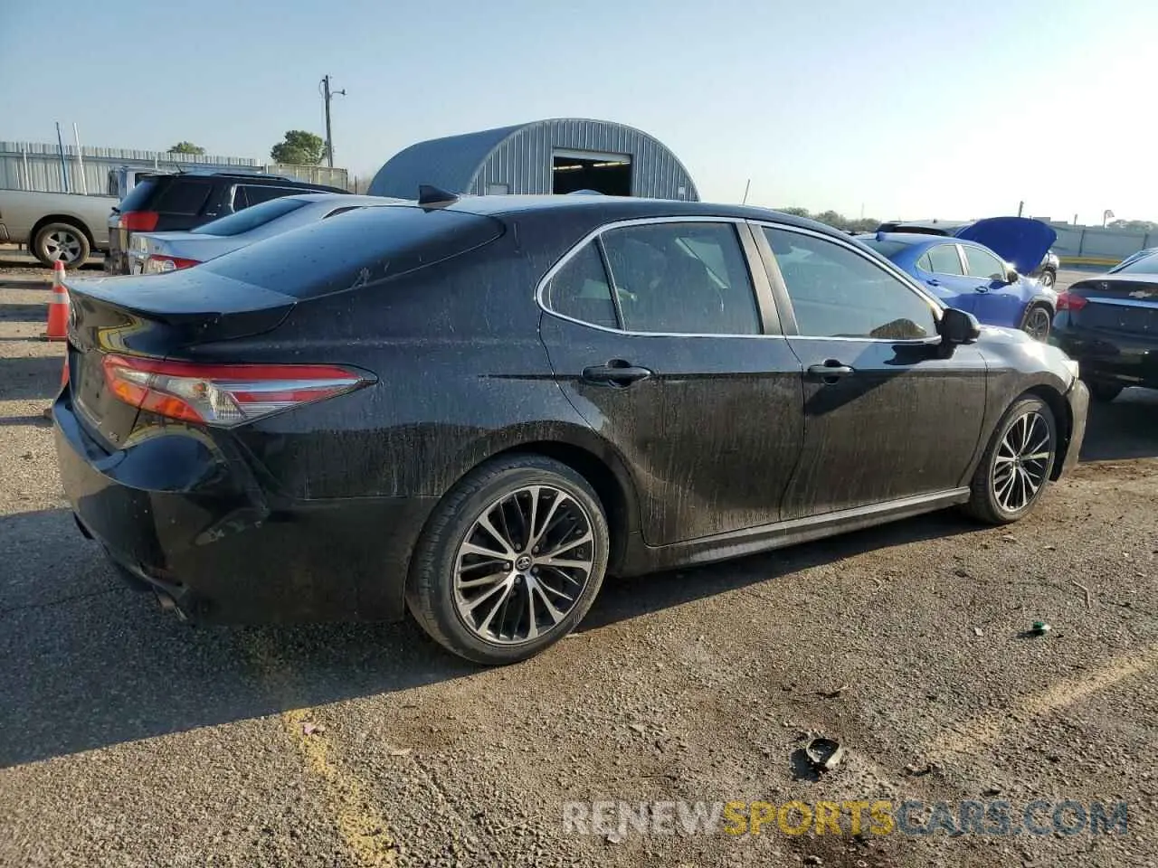 3 Photograph of a damaged car 4T1B11HK0KU722982 TOYOTA CAMRY 2019