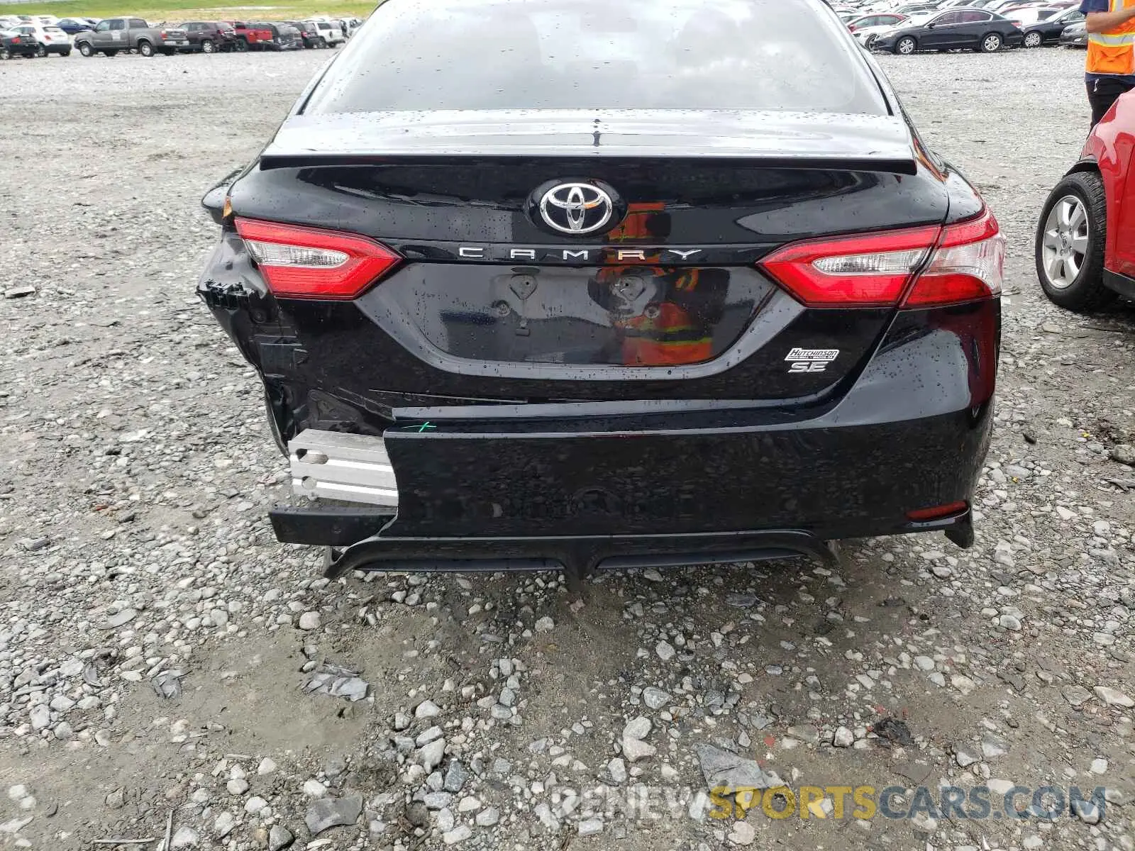 9 Photograph of a damaged car 4T1B11HK0KU729186 TOYOTA CAMRY 2019