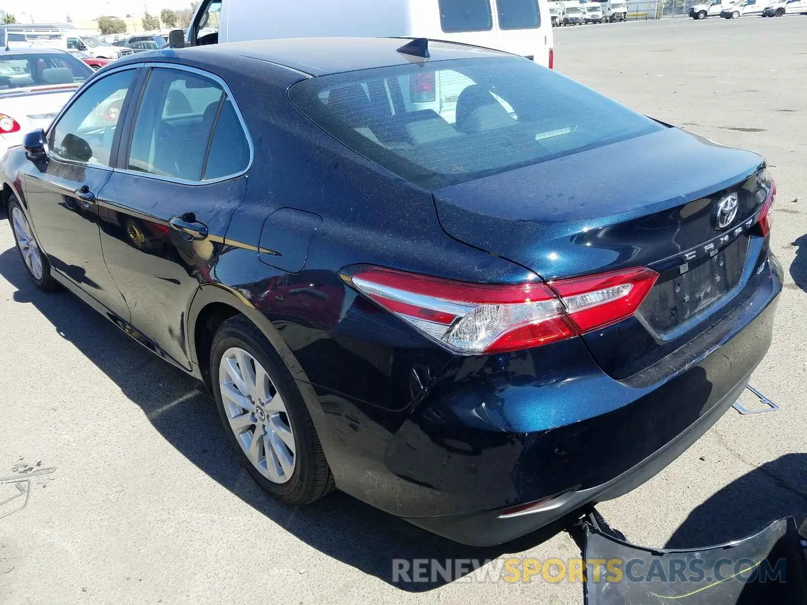 3 Photograph of a damaged car 4T1B11HK0KU732086 TOYOTA CAMRY 2019