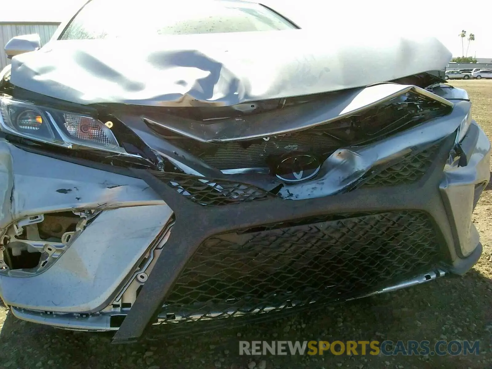 9 Photograph of a damaged car 4T1B11HK0KU736865 TOYOTA CAMRY 2019