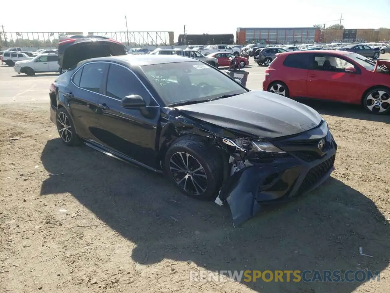 1 Photograph of a damaged car 4T1B11HK0KU737126 TOYOTA CAMRY 2019