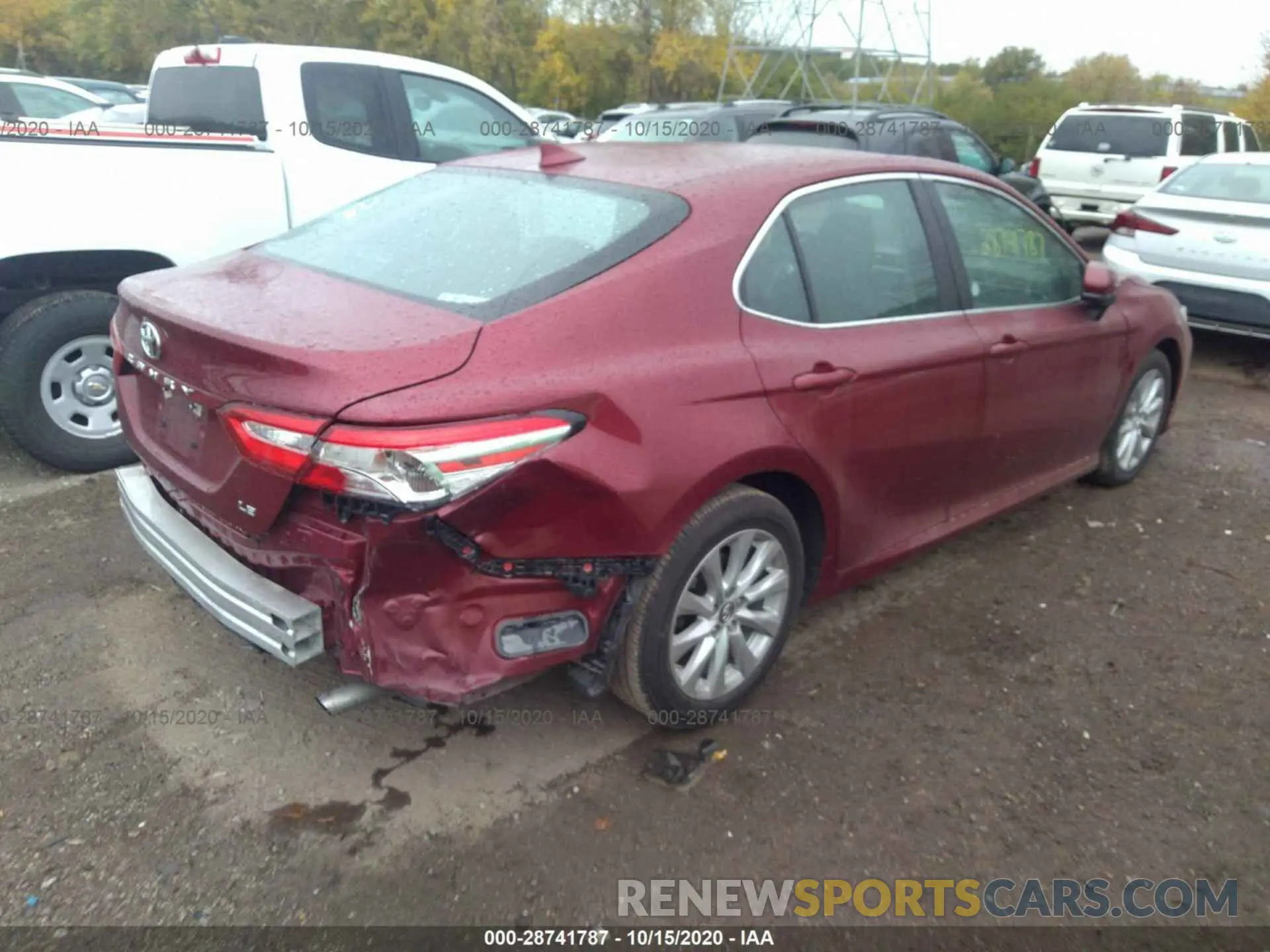 4 Photograph of a damaged car 4T1B11HK0KU741077 TOYOTA CAMRY 2019