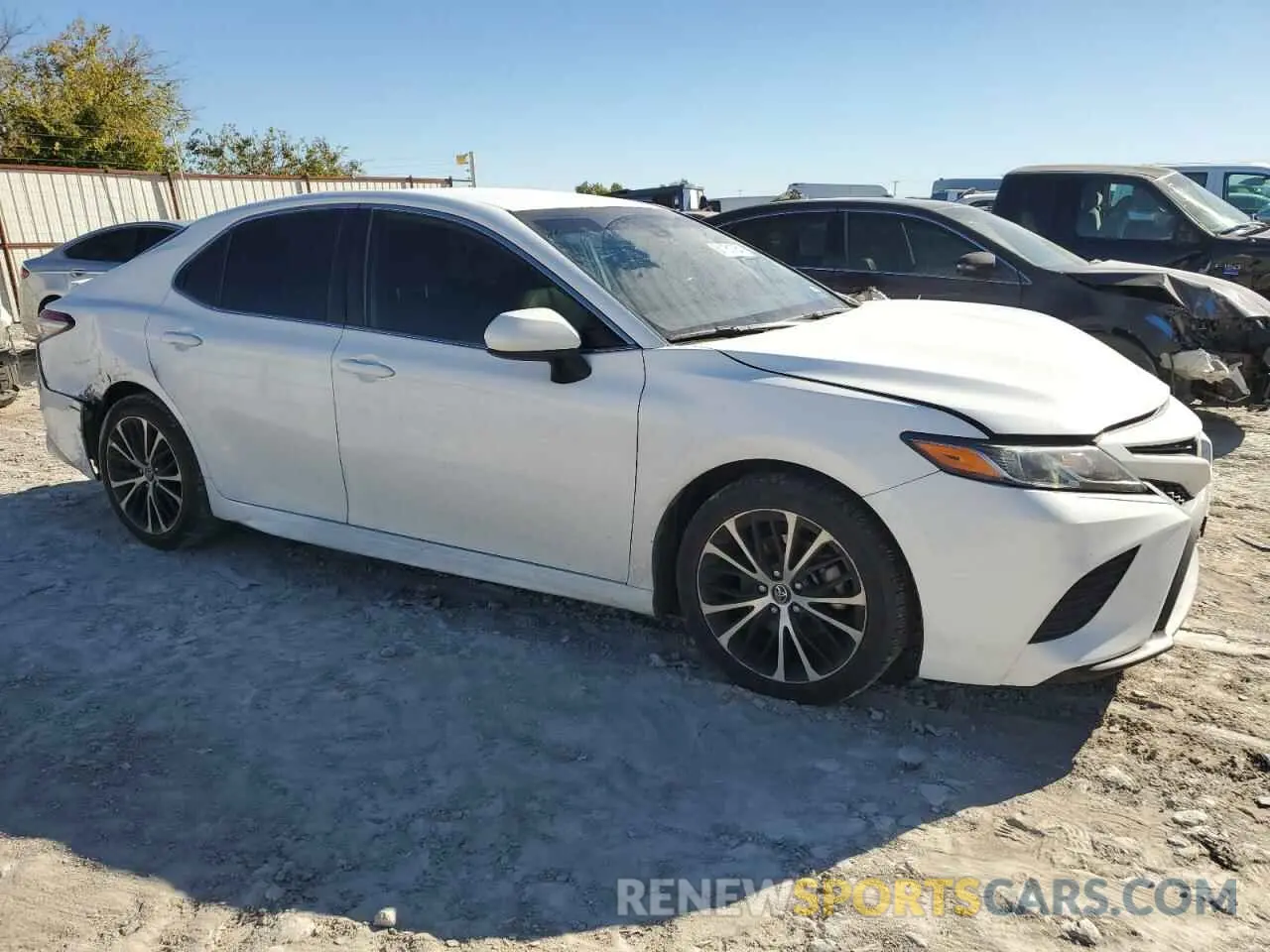 4 Photograph of a damaged car 4T1B11HK0KU744299 TOYOTA CAMRY 2019