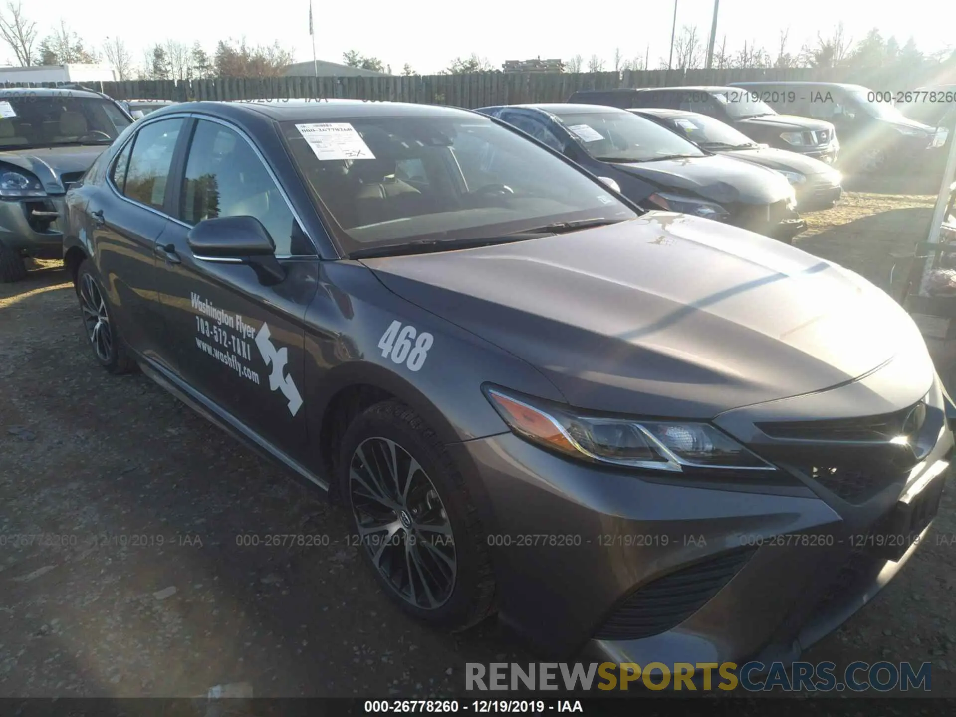1 Photograph of a damaged car 4T1B11HK0KU746425 TOYOTA CAMRY 2019