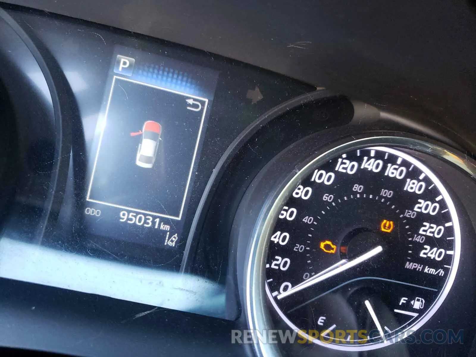 8 Photograph of a damaged car 4T1B11HK0KU754444 TOYOTA CAMRY 2019