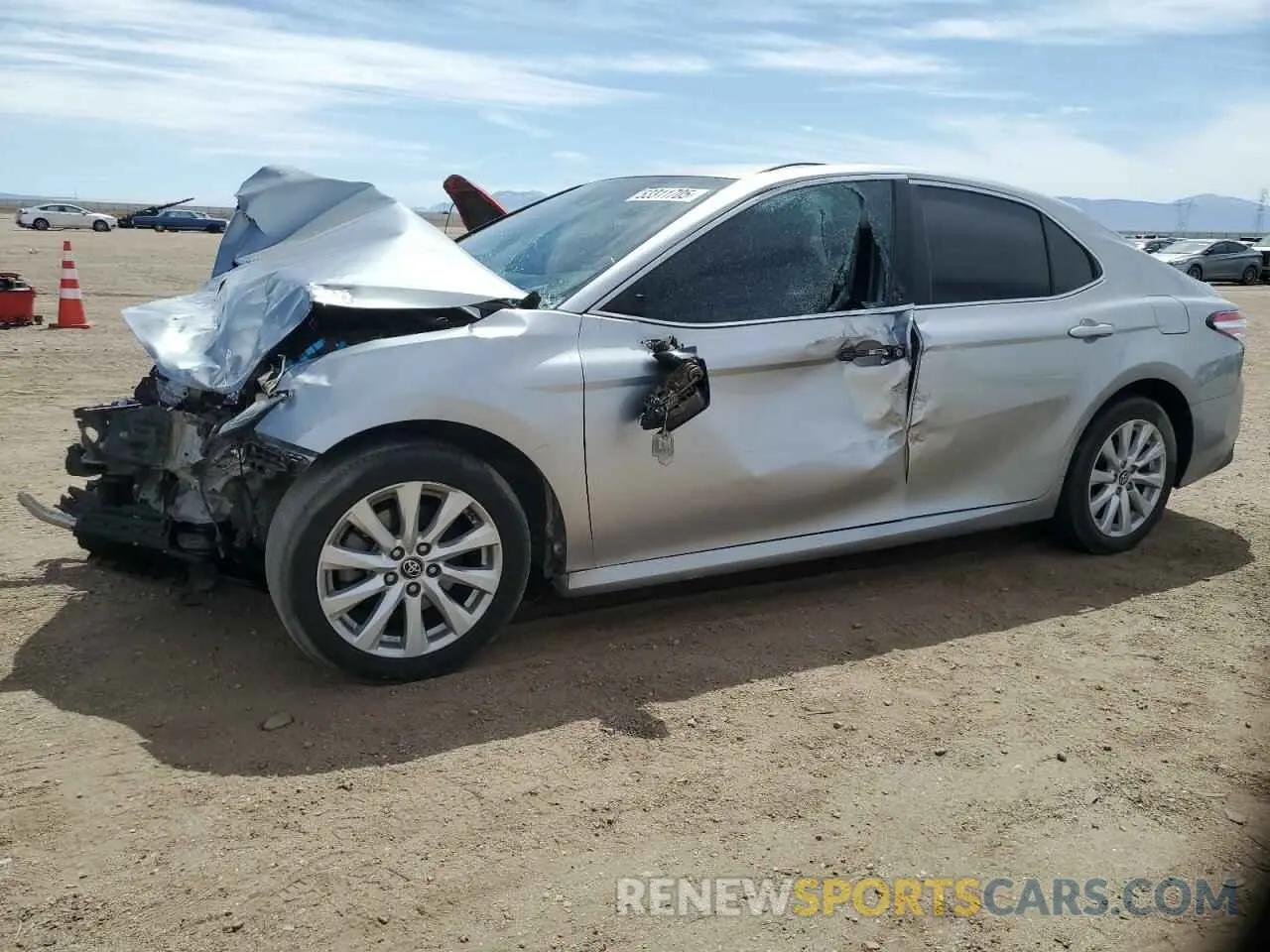 1 Photograph of a damaged car 4T1B11HK0KU763600 TOYOTA CAMRY 2019