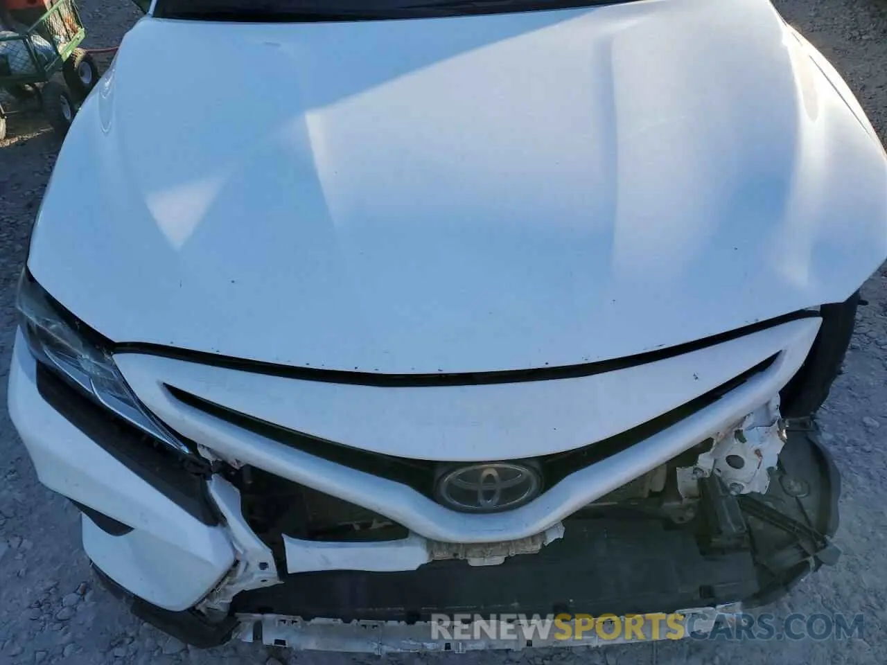 11 Photograph of a damaged car 4T1B11HK0KU767680 TOYOTA CAMRY 2019