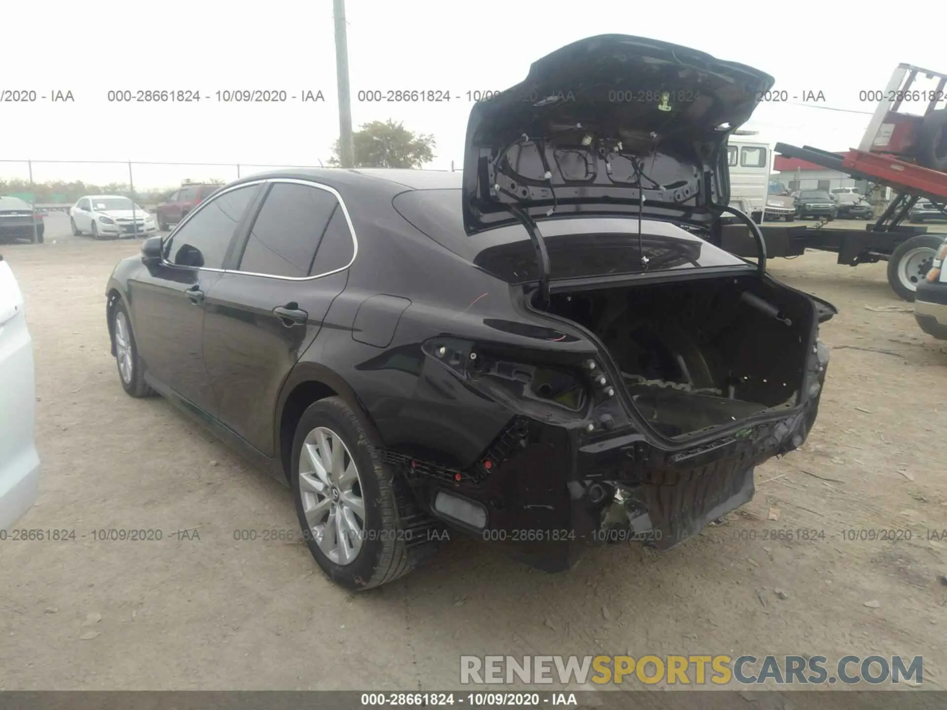 3 Photograph of a damaged car 4T1B11HK0KU774144 TOYOTA CAMRY 2019