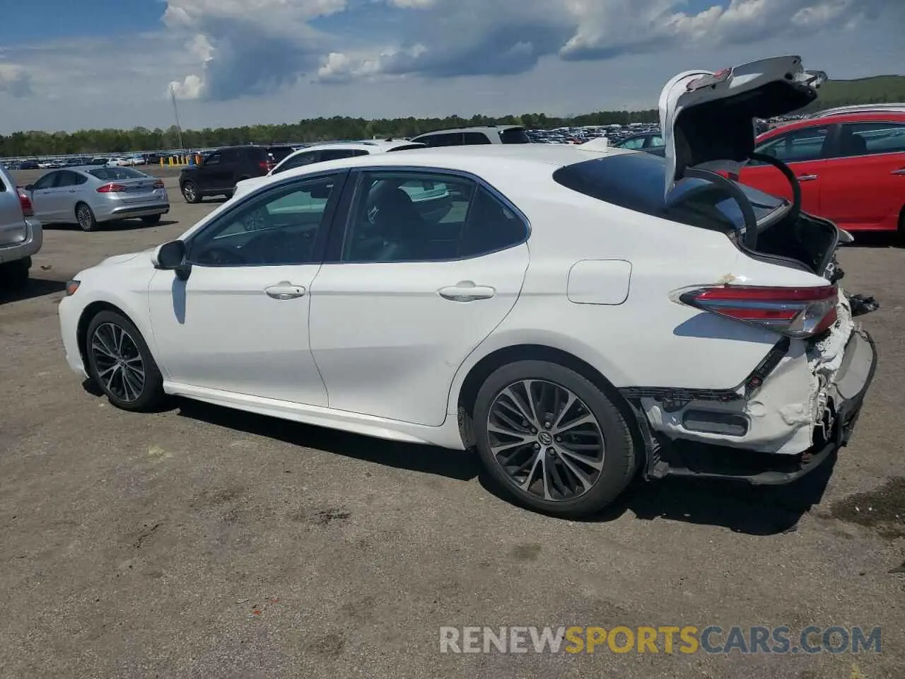 2 Фотография поврежденного автомобиля 4T1B11HK0KU779330 TOYOTA CAMRY 2019
