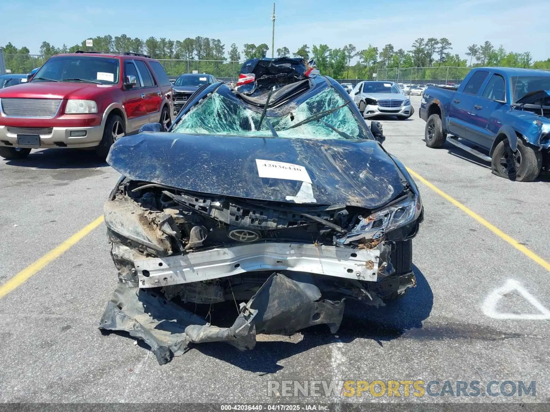 12 Фотография поврежденного автомобиля 4T1B11HK0KU790070 TOYOTA CAMRY 2019