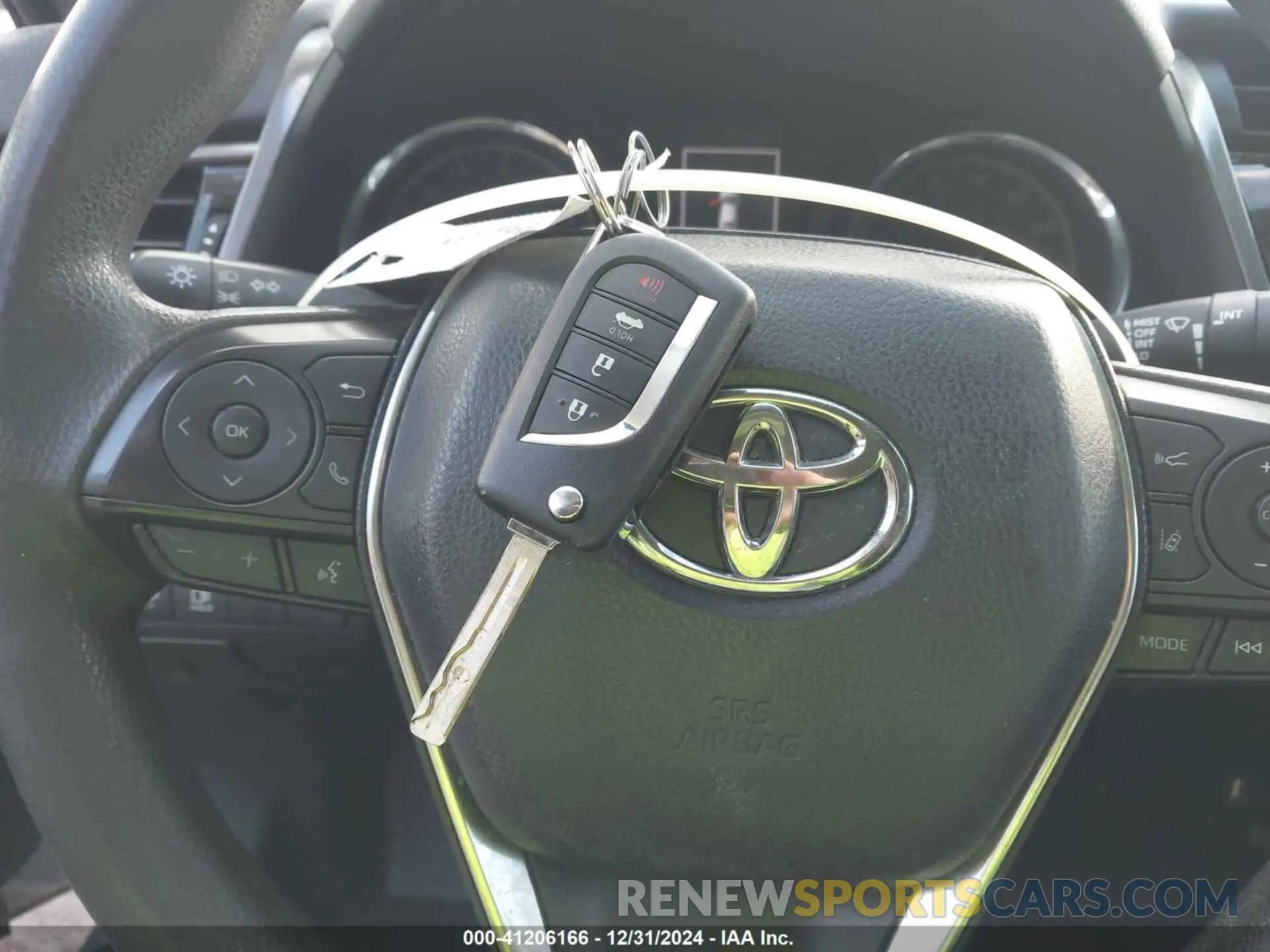 11 Фотография поврежденного автомобиля 4T1B11HK0KU791767 TOYOTA CAMRY 2019