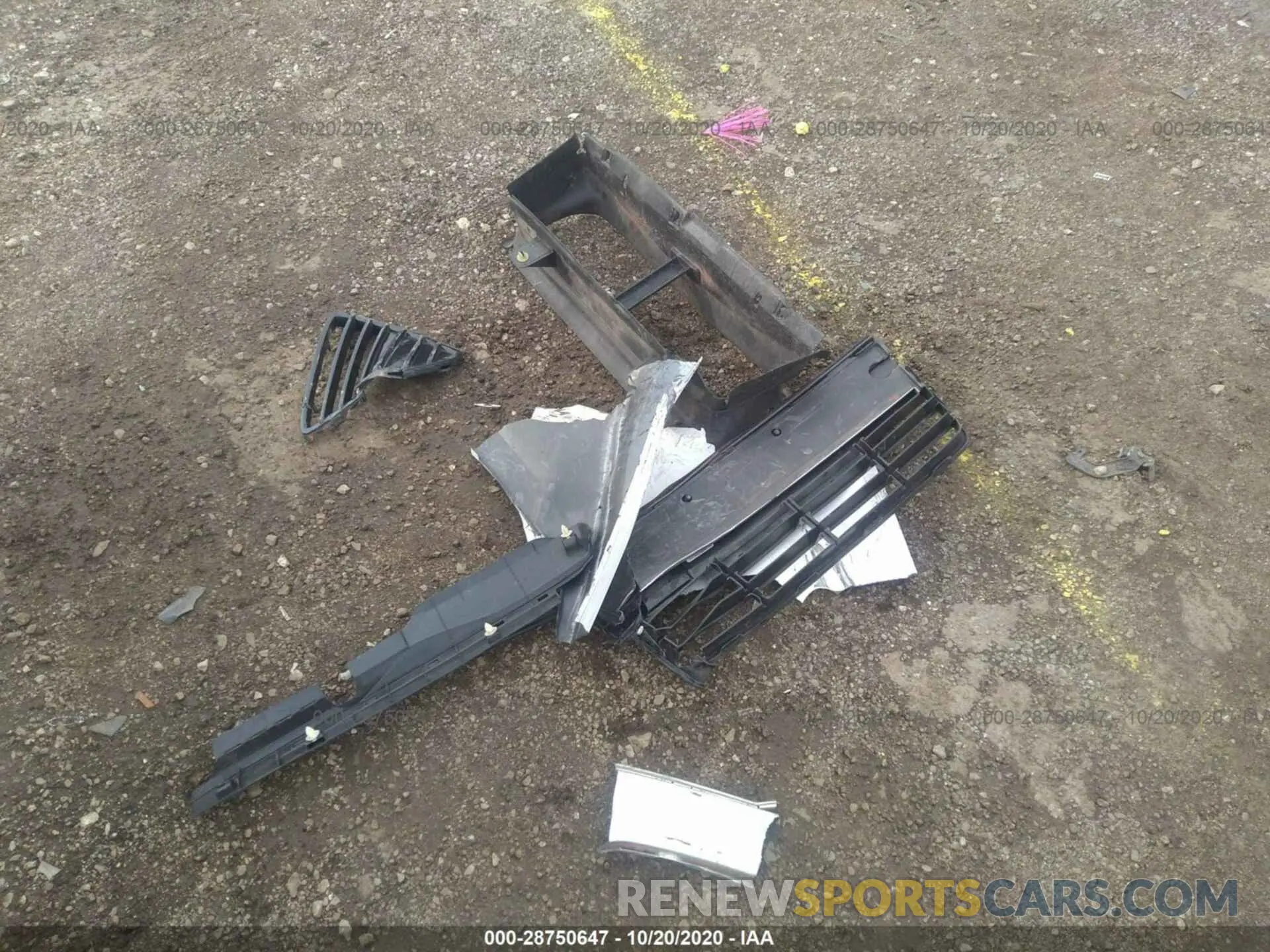 12 Photograph of a damaged car 4T1B11HK0KU795107 TOYOTA CAMRY 2019