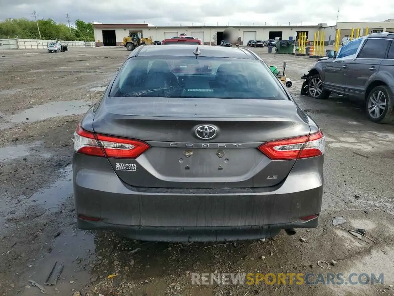 6 Photograph of a damaged car 4T1B11HK0KU809510 TOYOTA CAMRY 2019