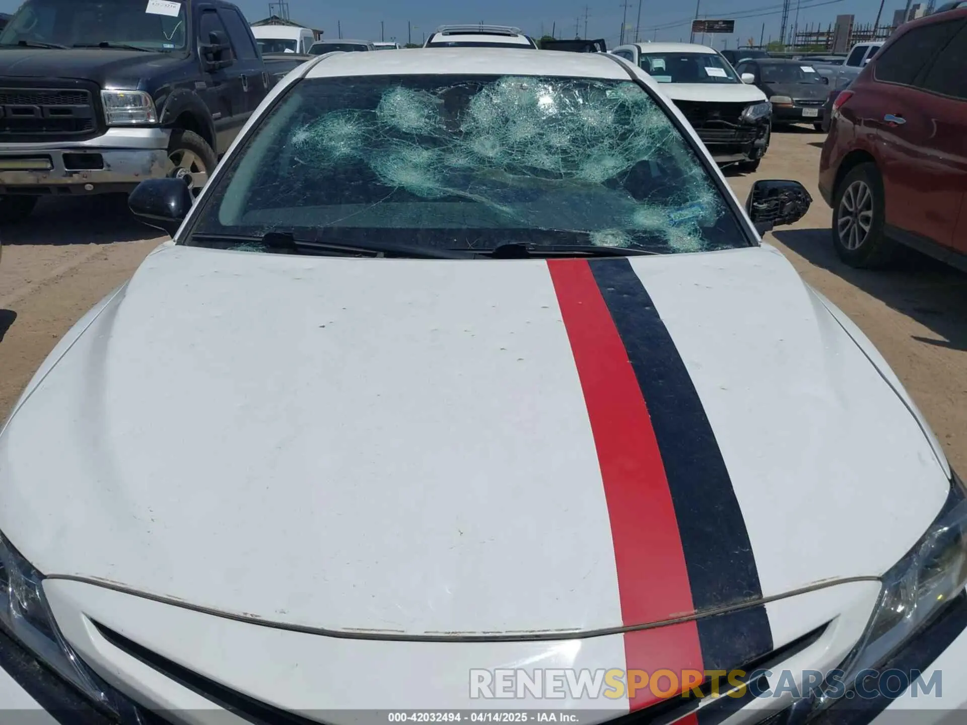 6 Фотография поврежденного автомобиля 4T1B11HK0KU809605 TOYOTA CAMRY 2019