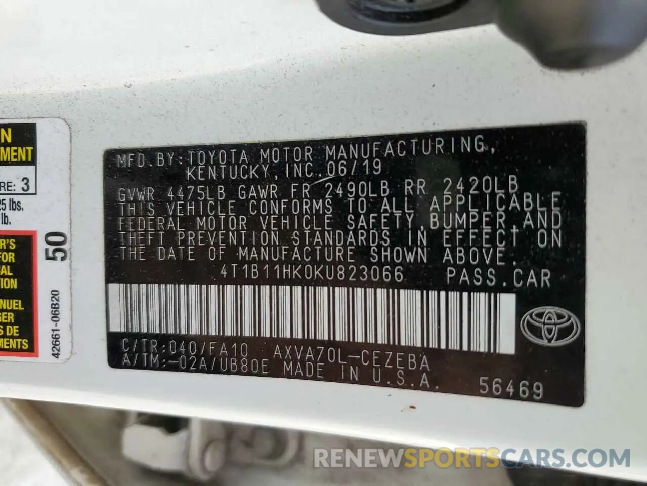 12 Фотография поврежденного автомобиля 4T1B11HK0KU823066 TOYOTA CAMRY 2019