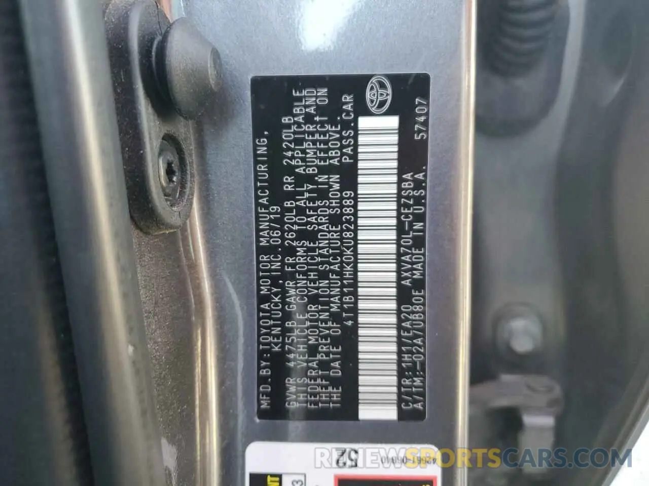 14 Photograph of a damaged car 4T1B11HK0KU823889 TOYOTA CAMRY 2019