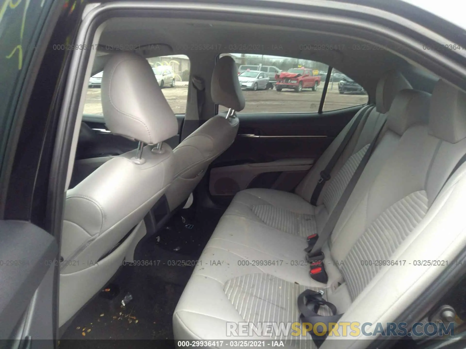 8 Photograph of a damaged car 4T1B11HK1KU165404 TOYOTA CAMRY 2019
