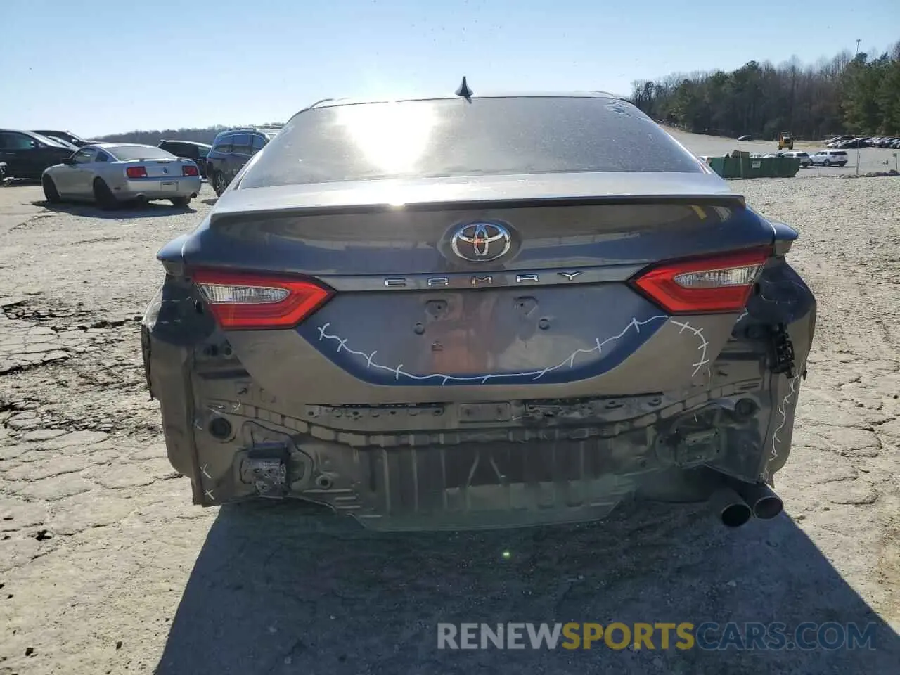 6 Фотография поврежденного автомобиля 4T1B11HK1KU166780 TOYOTA CAMRY 2019