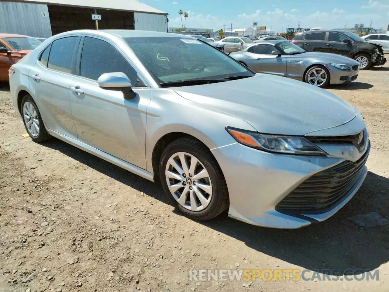 1 Photograph of a damaged car 4T1B11HK1KU173521 TOYOTA CAMRY 2019
