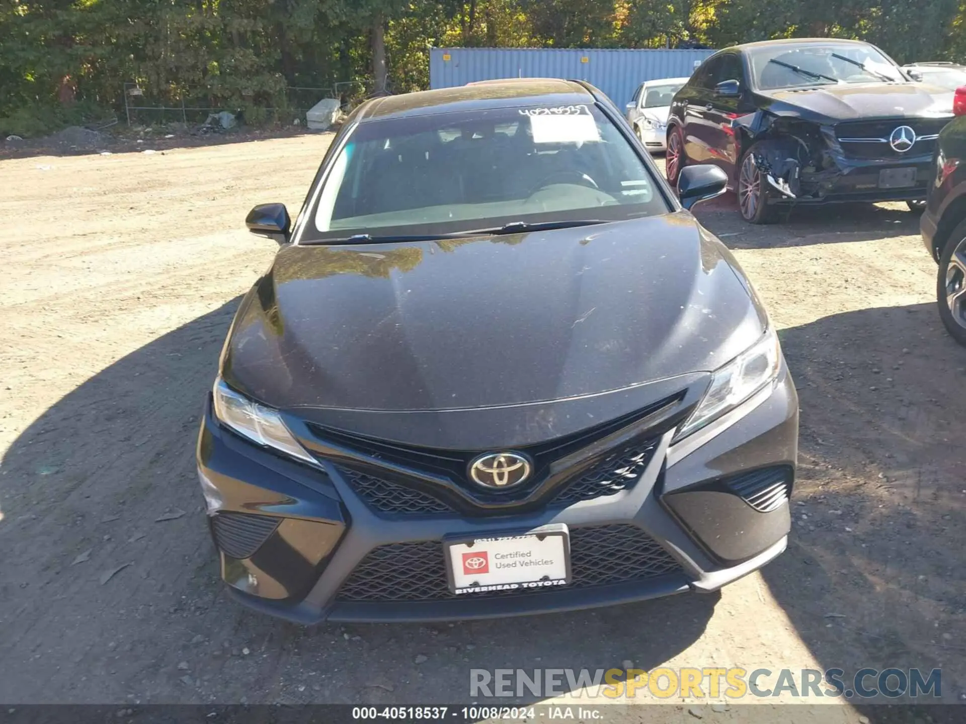 12 Photograph of a damaged car 4T1B11HK1KU176404 TOYOTA CAMRY 2019